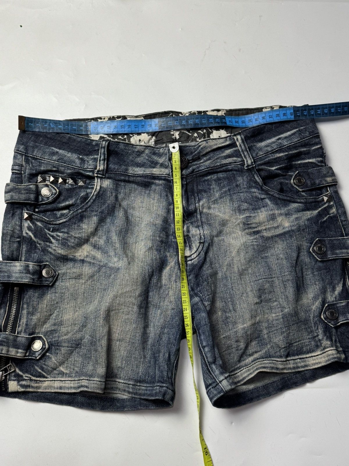 Japanese Brand Japanese Studded Denim Shorts Archived Style Size US 31 - 8 Thumbnail