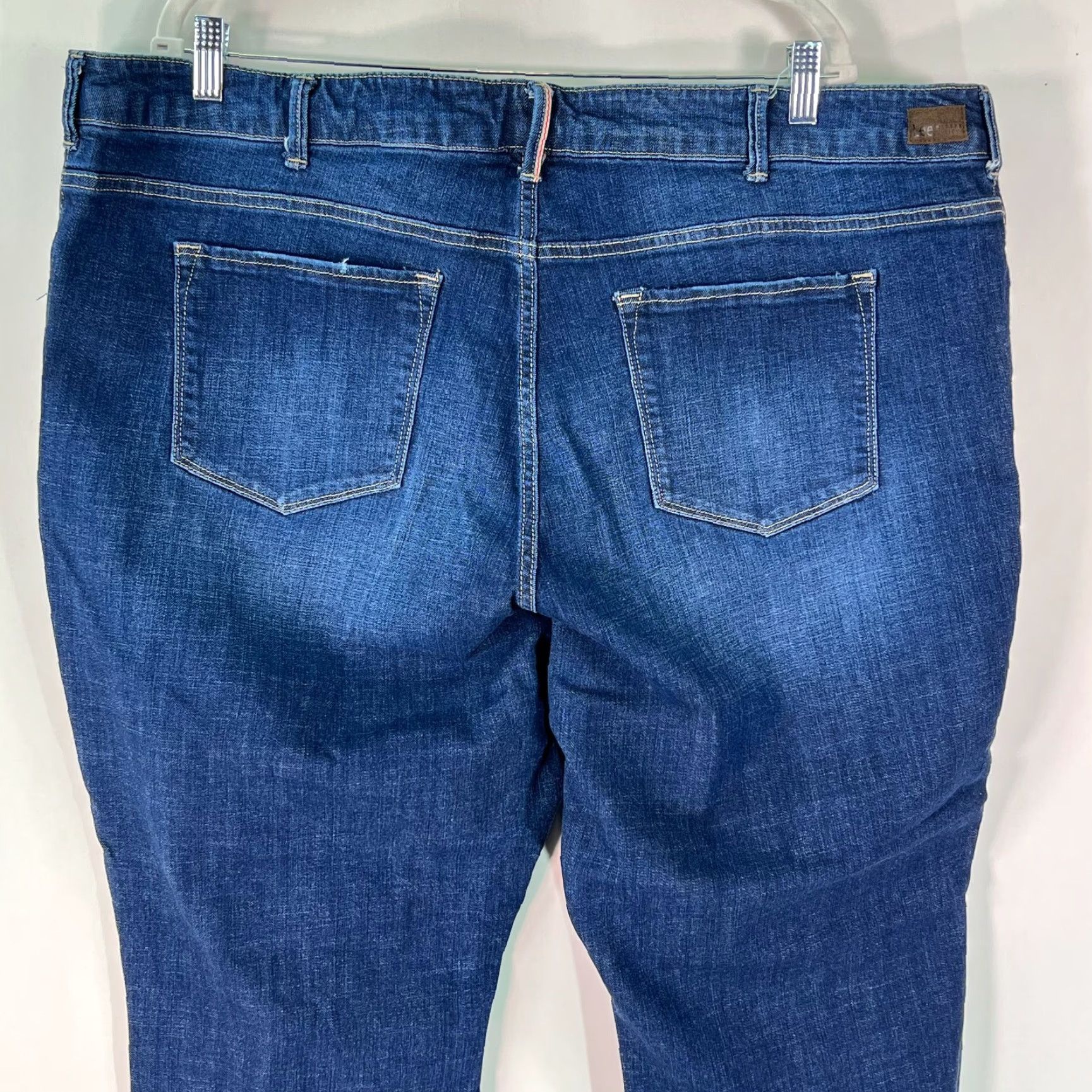 Lee Lee Womens Modern Series Distressed Cropped Blue Denim Jeans 24W Medium Size 42" / US 20 - 4 Thumbnail