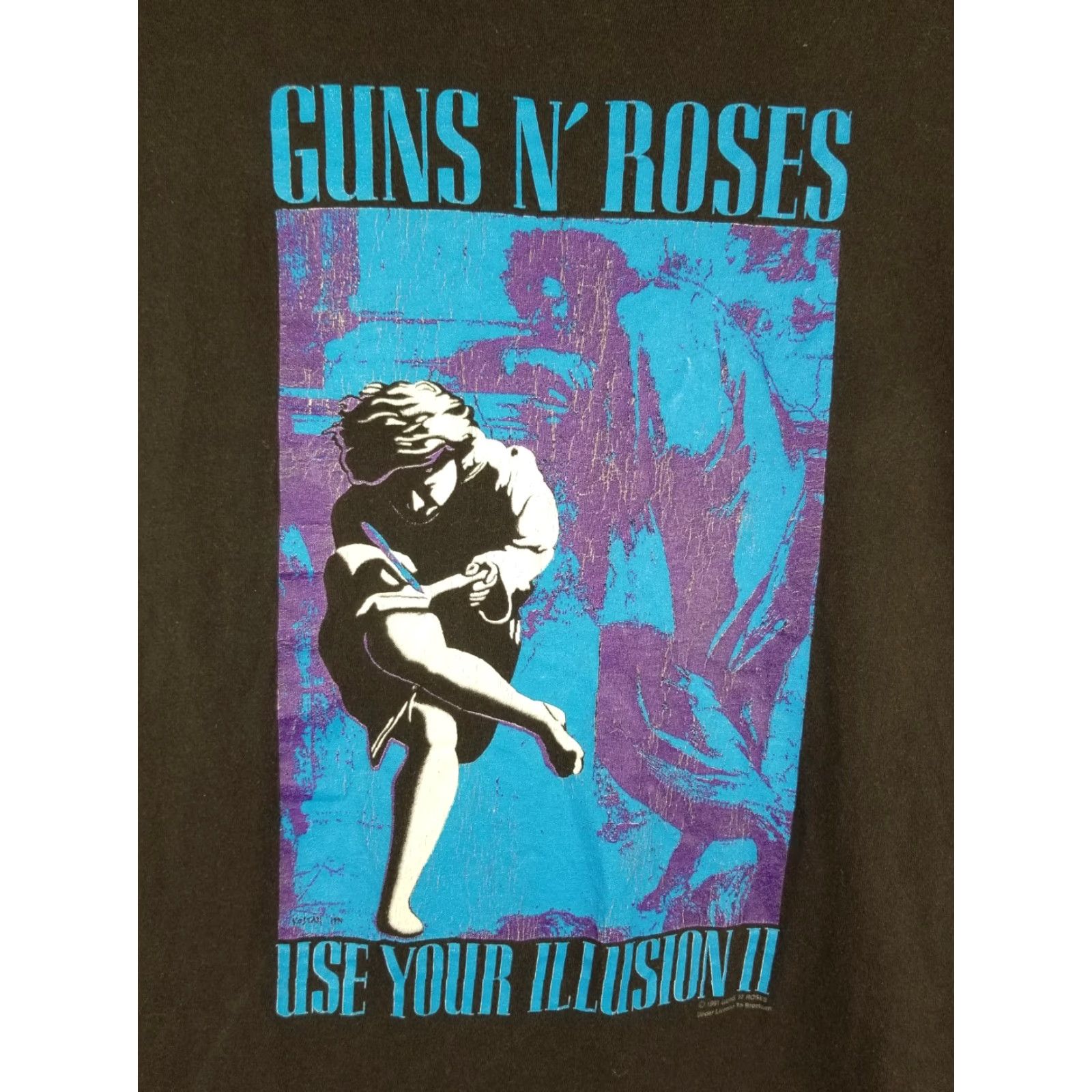 Vintage VINTAGE Guns N Roses USED Your Illusion Heavy Metal Band Tour T-Shirt SZ L Shirt Men Black Cotton 1990s 91' 27" back 20" cross chest 1990s Size US L / EU 52-54 / 3 - 2 Thumbnail