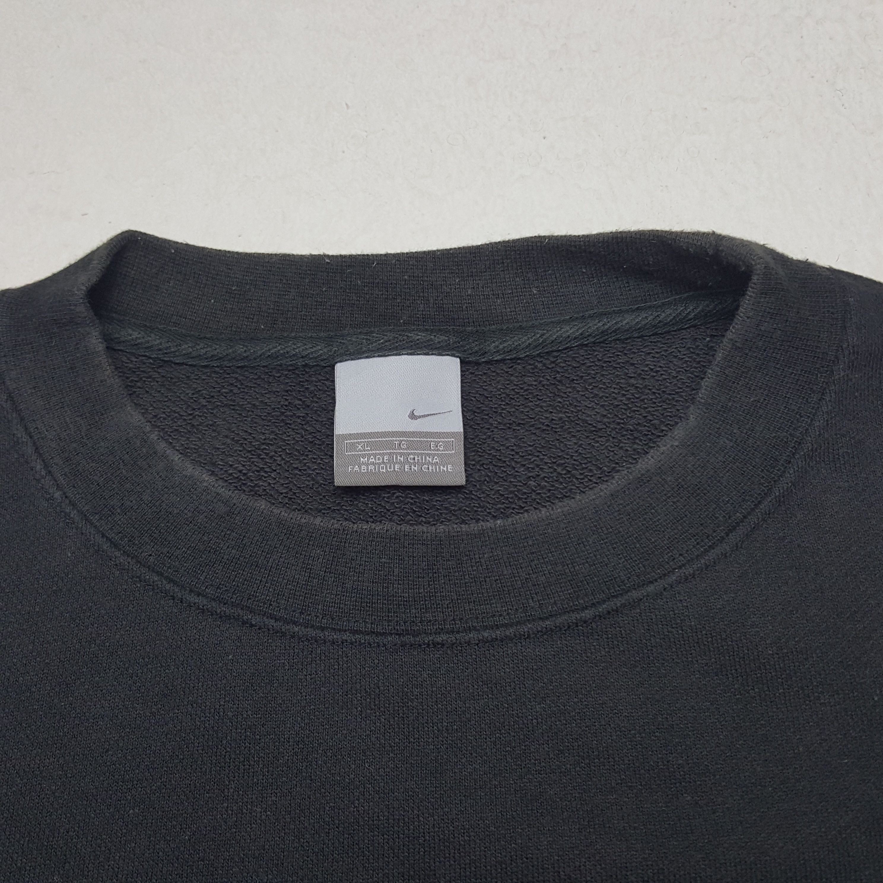Nike × Vintage Vintage Nike MWIV Two thousand Four Sweatshirt Size US L / EU 52-54 / 3 - 4 Thumbnail