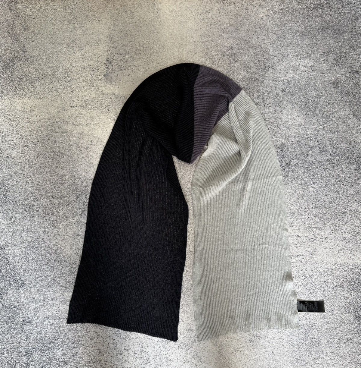 OSKA OSKA 100% Virgin Wool Ribbed Knit Scarf Gray Purple Navy Size ONE SIZE - 3 Thumbnail