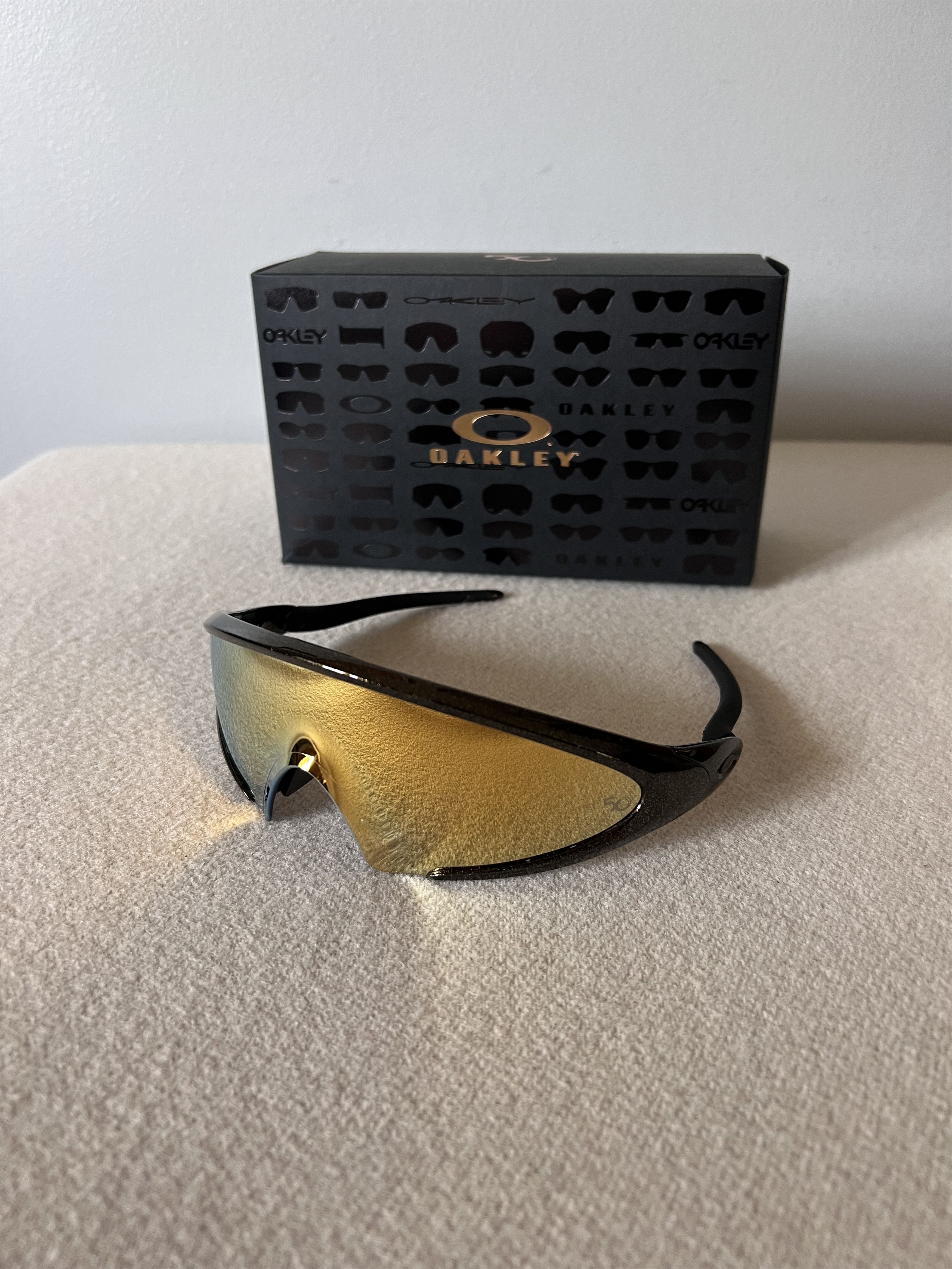 Oakley Oakley Ellipse Midas Fleck Sunglasses in Black Gold Size ONE SIZE - 1 Thumbnail