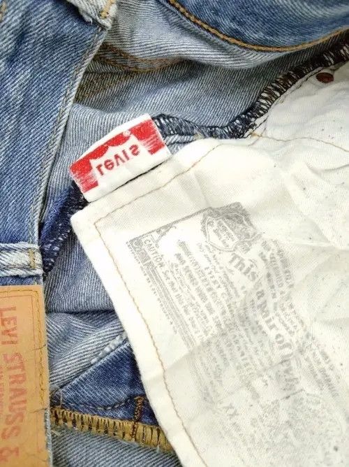 Levi's Vintage Levi's 501 Blue Washed Distressed Jeans 40x30 Size US 40 / EU 56 - 9 Thumbnail
