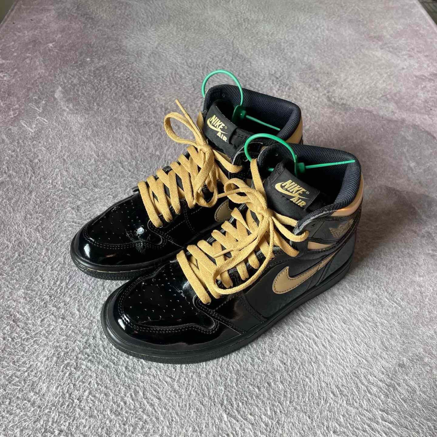Nike Nike Black Lowtop Sneakers 40 Men Size US 7.5 / EU 40-41 - 1 Thumbnail