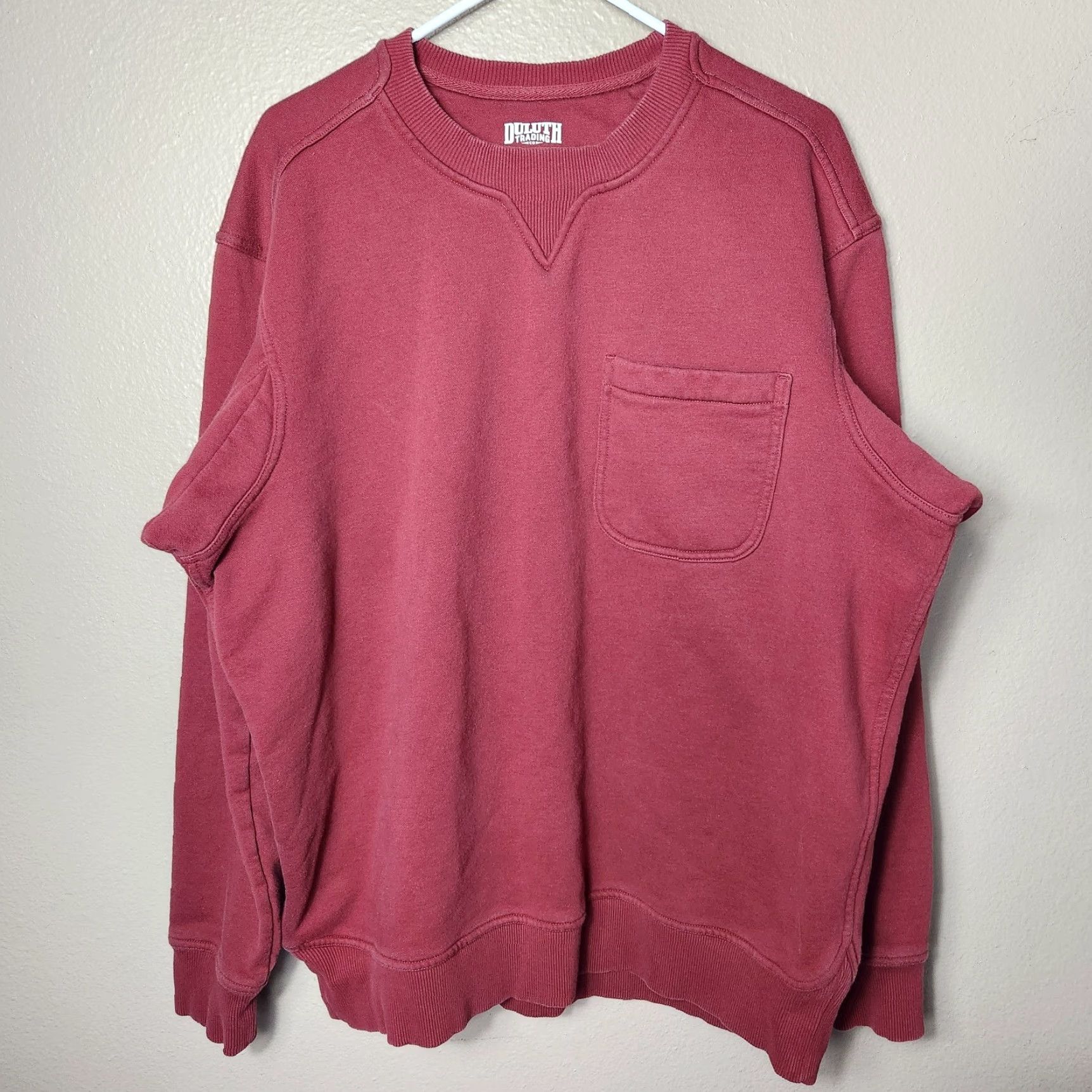 CO Duluth Trading Co Mens Red Souped-Up Sweats LS Crew w/ Pocket-Size XL Sweatshirt Men XL Red Souped-Up Sweats Pocket Size Size US XL / EU 56 / 4 - 2 Thumbnail