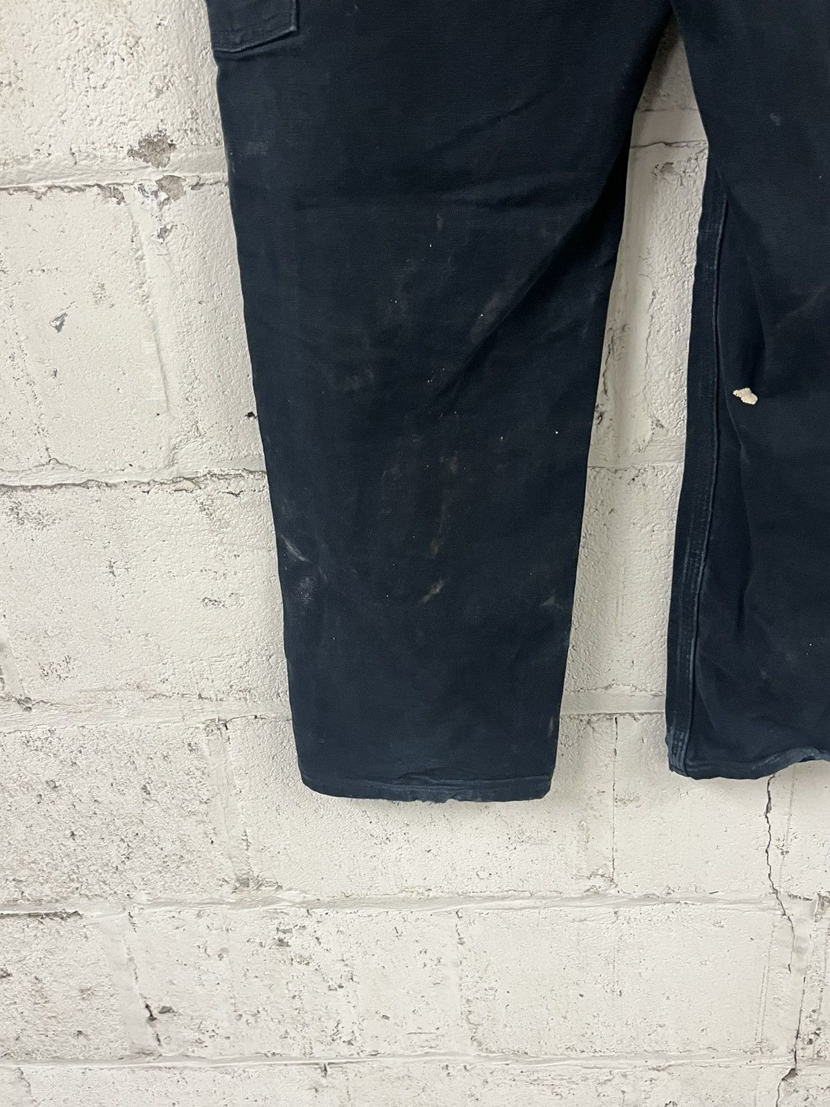 Carhartt Carhartt double knees thrashed and faded black rare skater Size US 30 / EU 46 - 11 Thumbnail