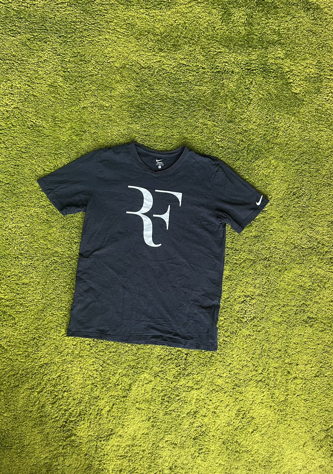 Nike 🎾 Nike x Roger Federer big logo t-shirt Size US L / EU 52-54 / 3 - 1 Thumbnail