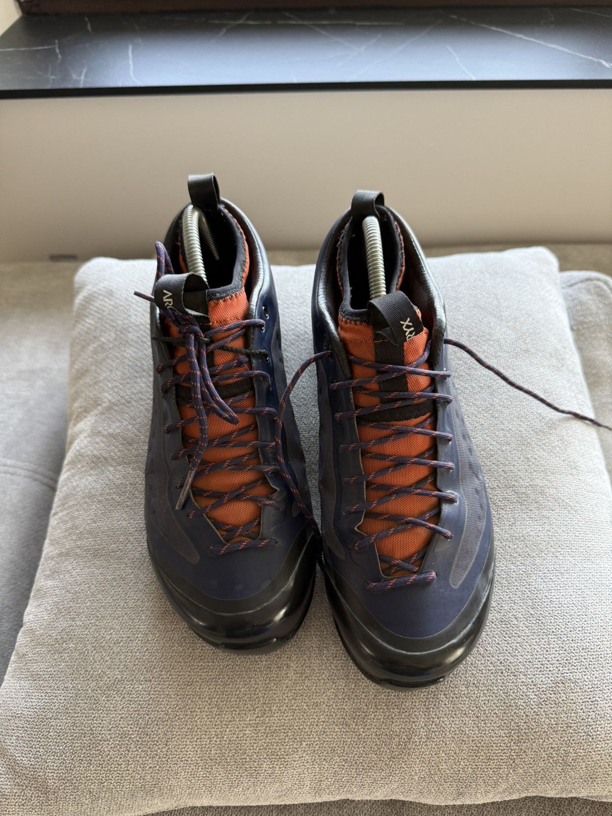 Arc'teryx Arcteryx Acrus Gore-Tex FL Hand Walking Vibram Shoes Size 42 Size US 9 / EU 42 - 4 Thumbnail
