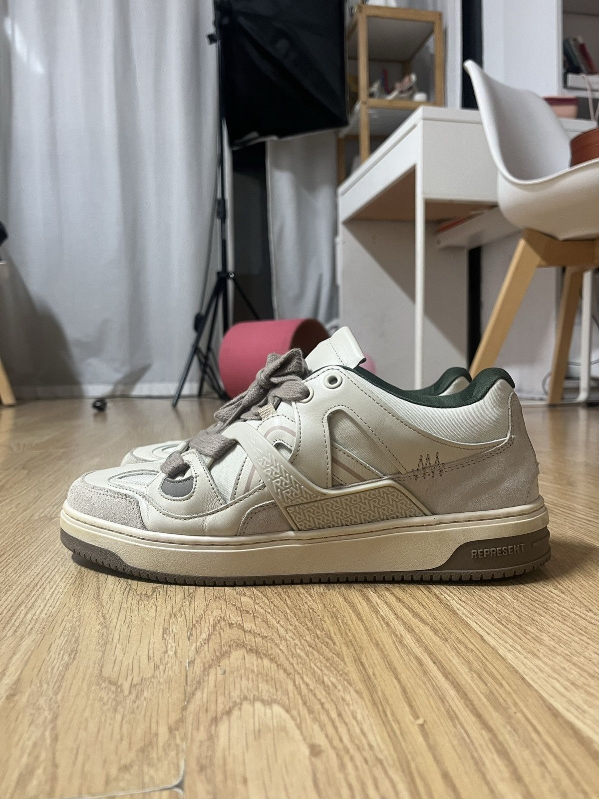 Represent Clo. Represent Bully Sneakers Size US 10.5 / EU 43-44 - 1 Thumbnail