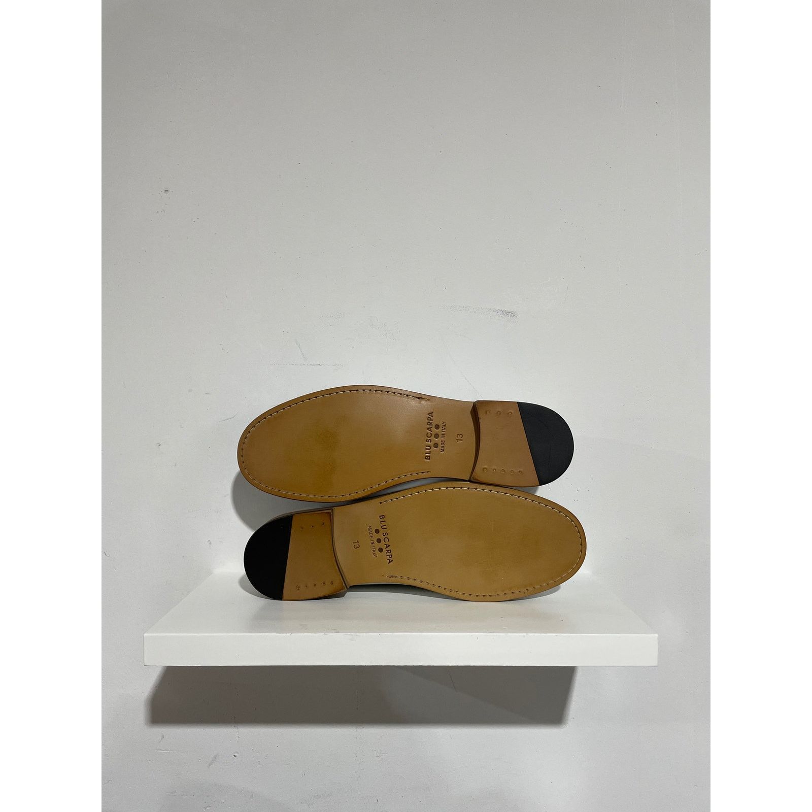 Other BLU SCARPA WHITE NAVY LOAFERS Size US 13 / EU 46 - 2 Thumbnail