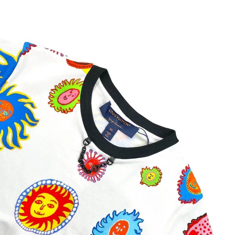 Louis Vuitton Louis Vuitton Cotton Yayoi Kusama full print short sleeves Size US S / EU 44-46 / 1 - 3 Thumbnail