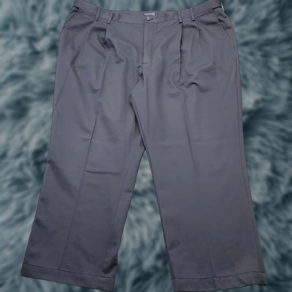 Izod IZOD Chino Pants Mens 48/30 Black Cotton Pleated Classic Fit Slash Pocket Formal Shirt Size US 32 / EU 48 - 1 Thumbnail