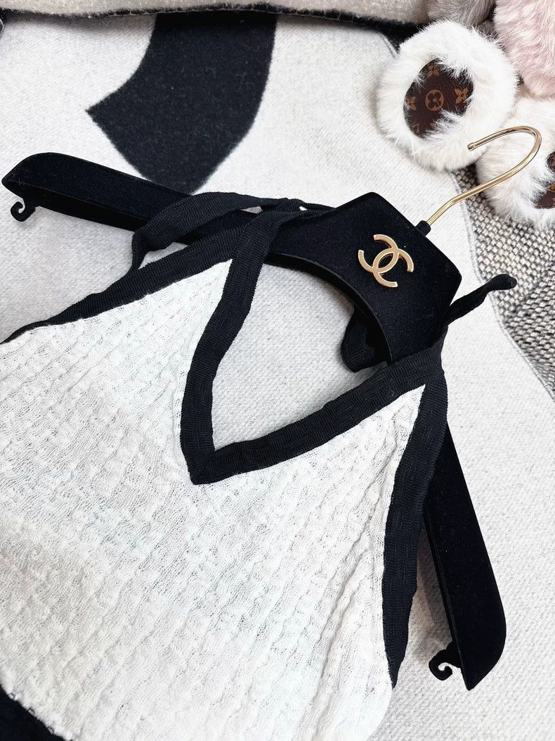 Chanel Chanel 22C White Black Halter Crop Top Size M / US 6-8 / IT 42-44 - 2 Thumbnail