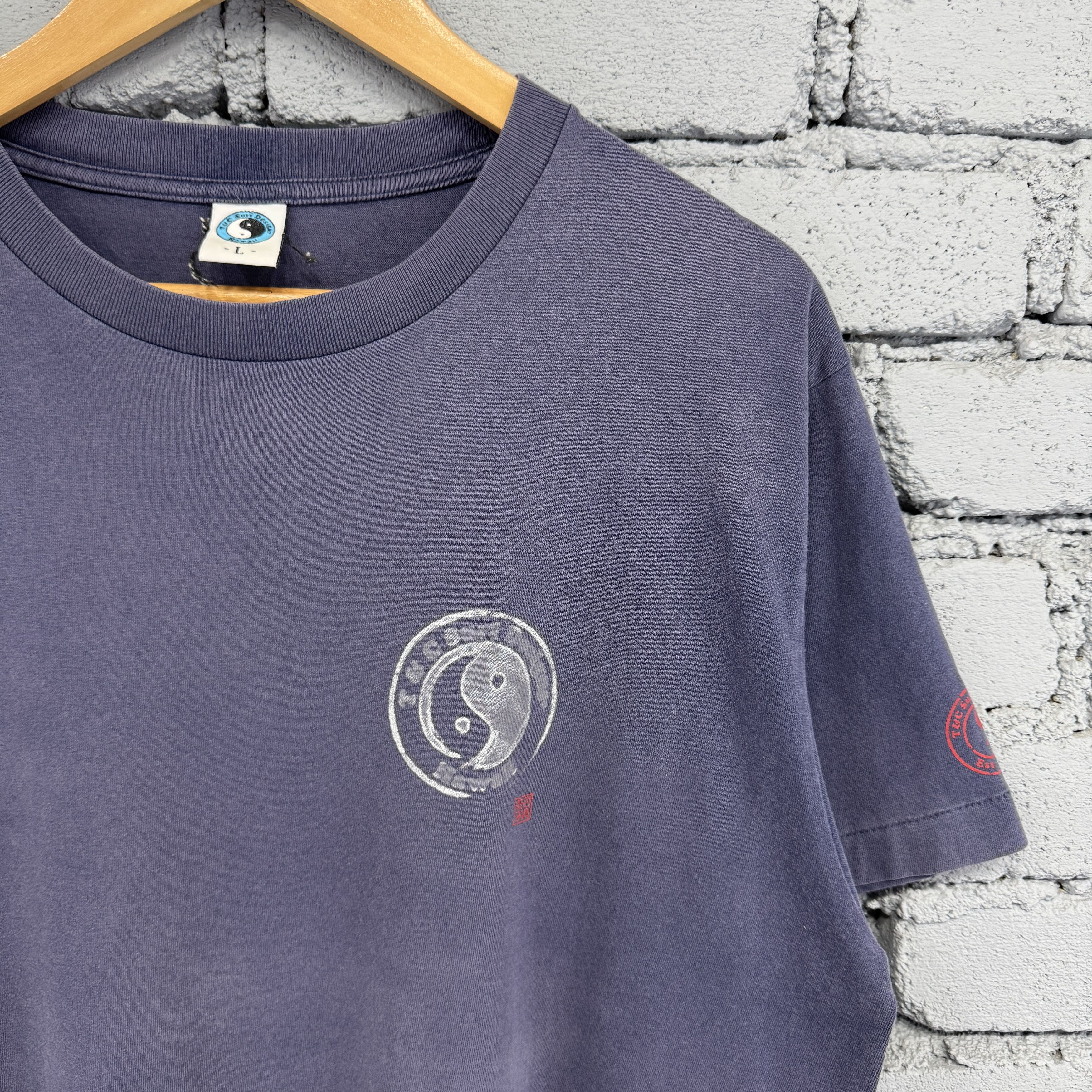 Vintage Vintage T&C Surf Design Hawaii Sunfaded Tshirt Size US L / EU 52-54 / 3 - 3 Thumbnail