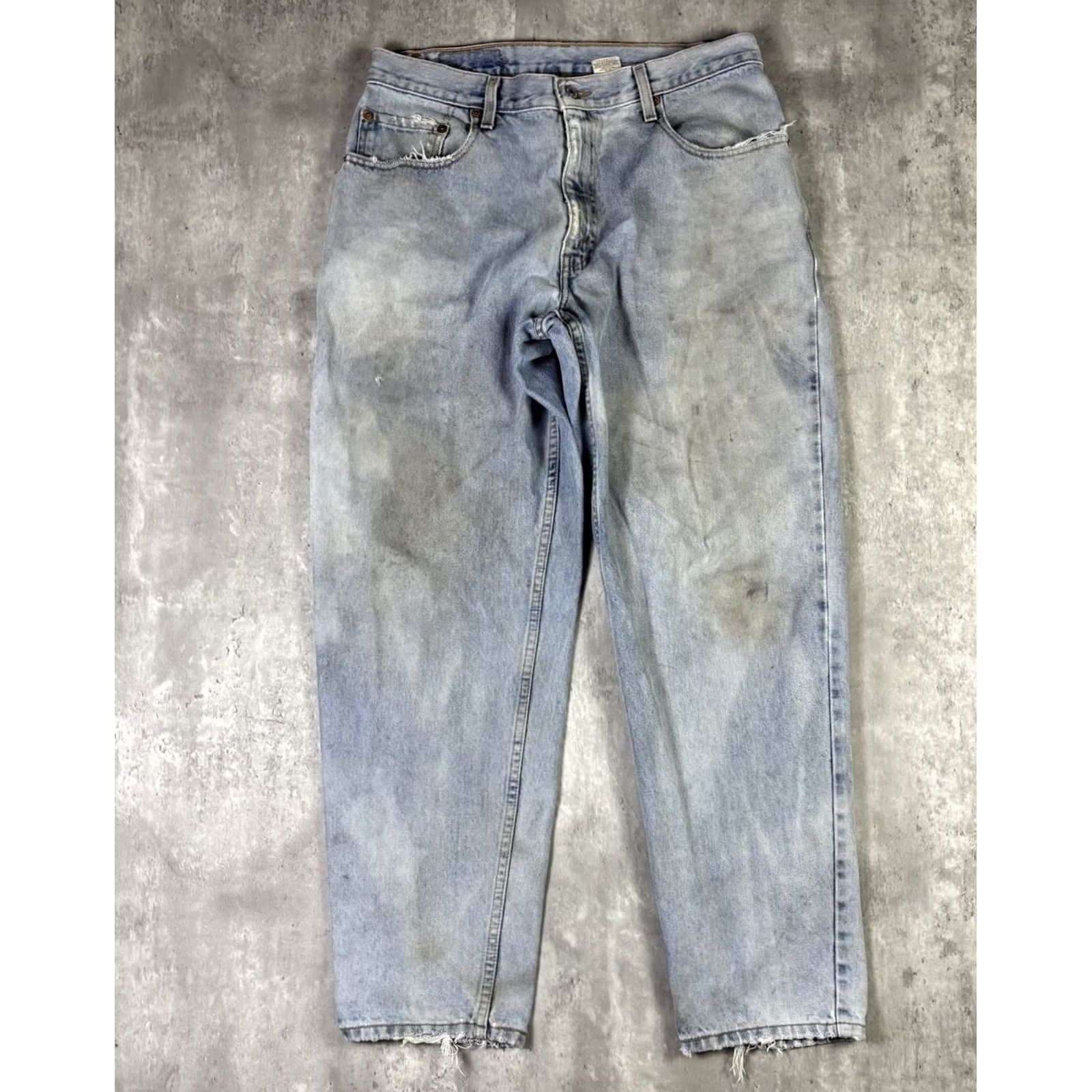 Levi's VINTAGE Levi's 90s Jeans Blue Adult 34x30 Tapered Leg Baggy Light Wash Mens Size US 34 / EU 50 - 3 Thumbnail