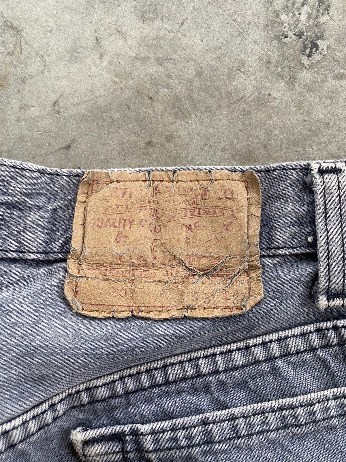 Levi's × Vintage Vintage Levi’s 501 Distressed Fade Black Jeans Size US 30 / EU 46 - 6 Thumbnail