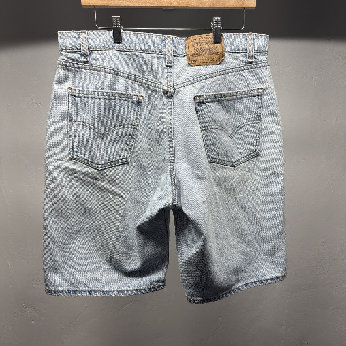 Levi's 90s Levi's 550 Faded Denim Jean Shorts ERD Grunge Chrome Size US 36 / EU 52 - 2 Thumbnail