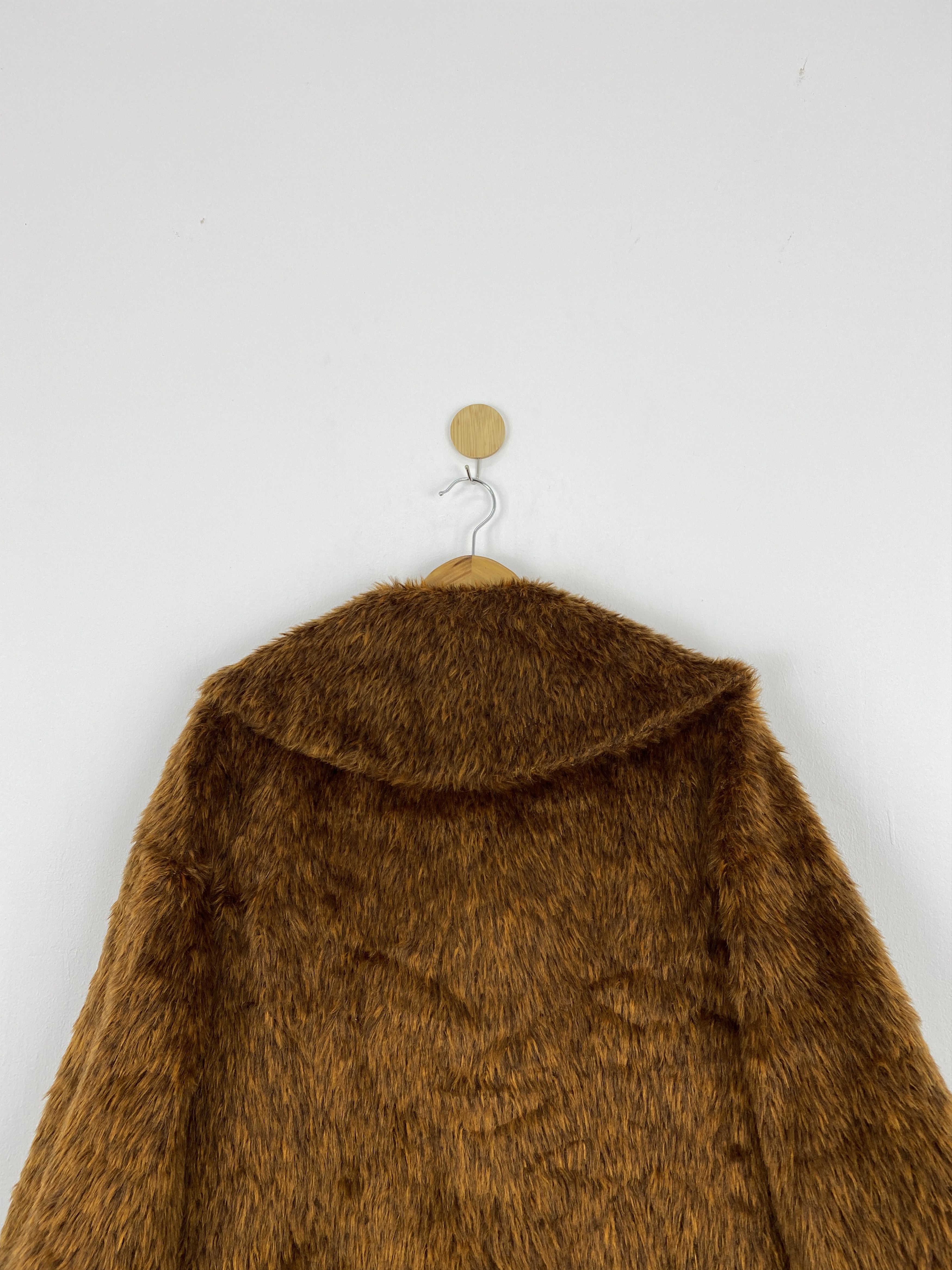 Japanese Brand Vintage Japanese Brand Mitsuya Fur Coat Max Mara Style J1730 Size US L / EU 52-54 / 3 - 9 Thumbnail