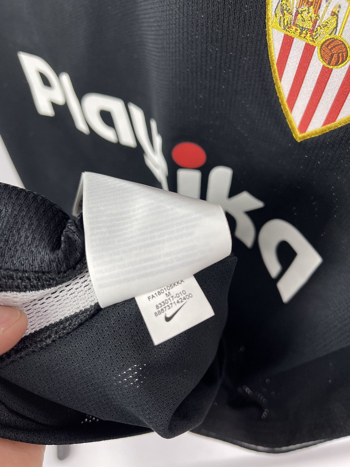 Nike Sevilla 2018 - 2019 3rd third football jersey Nike size M Size US M / EU 48-50 / 2 - 7 Thumbnail