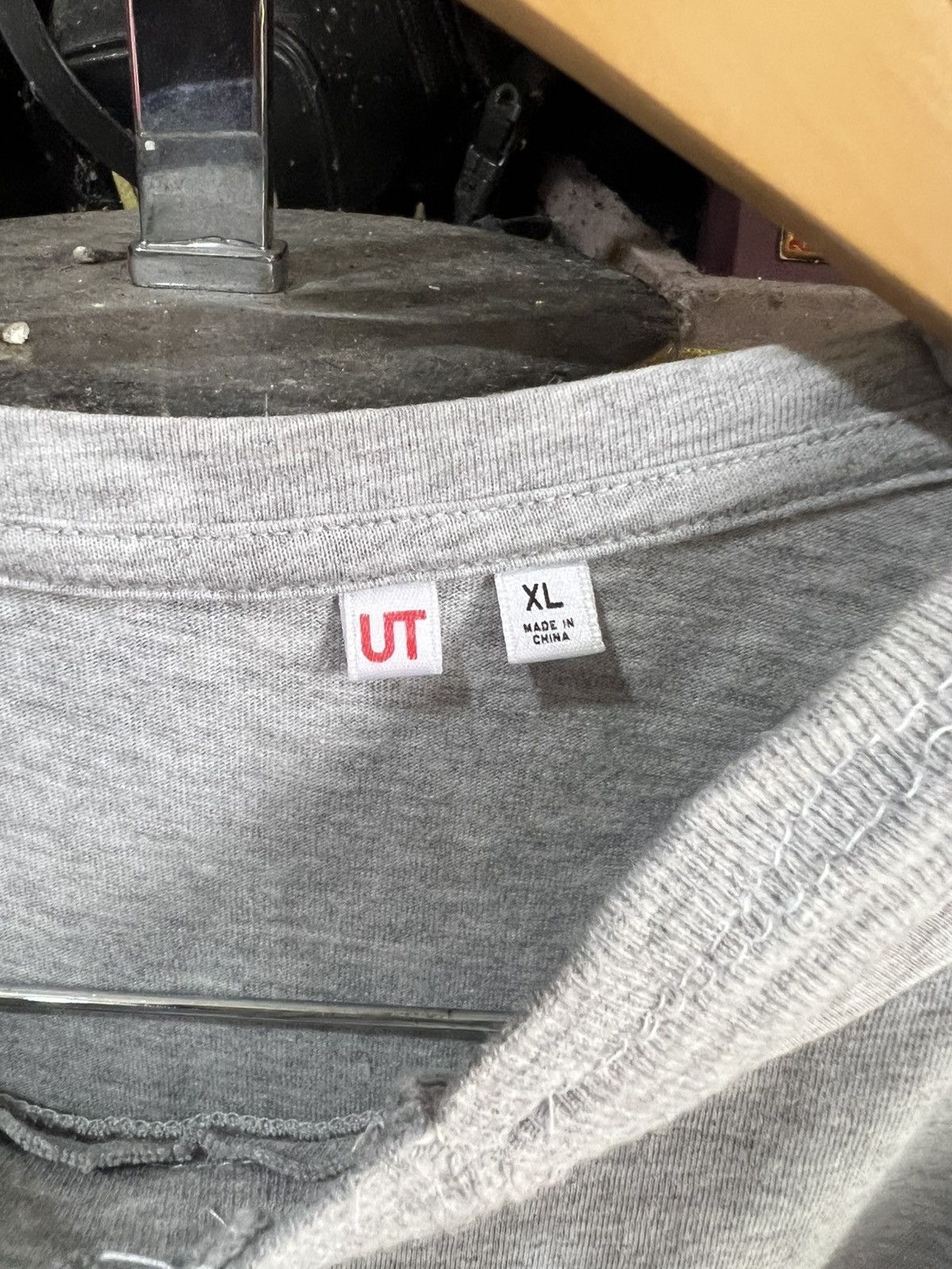 Anime 🔥Hello Kitty x Uniqlo Tee Size US L / EU 52-54 / 3 - 11 Thumbnail