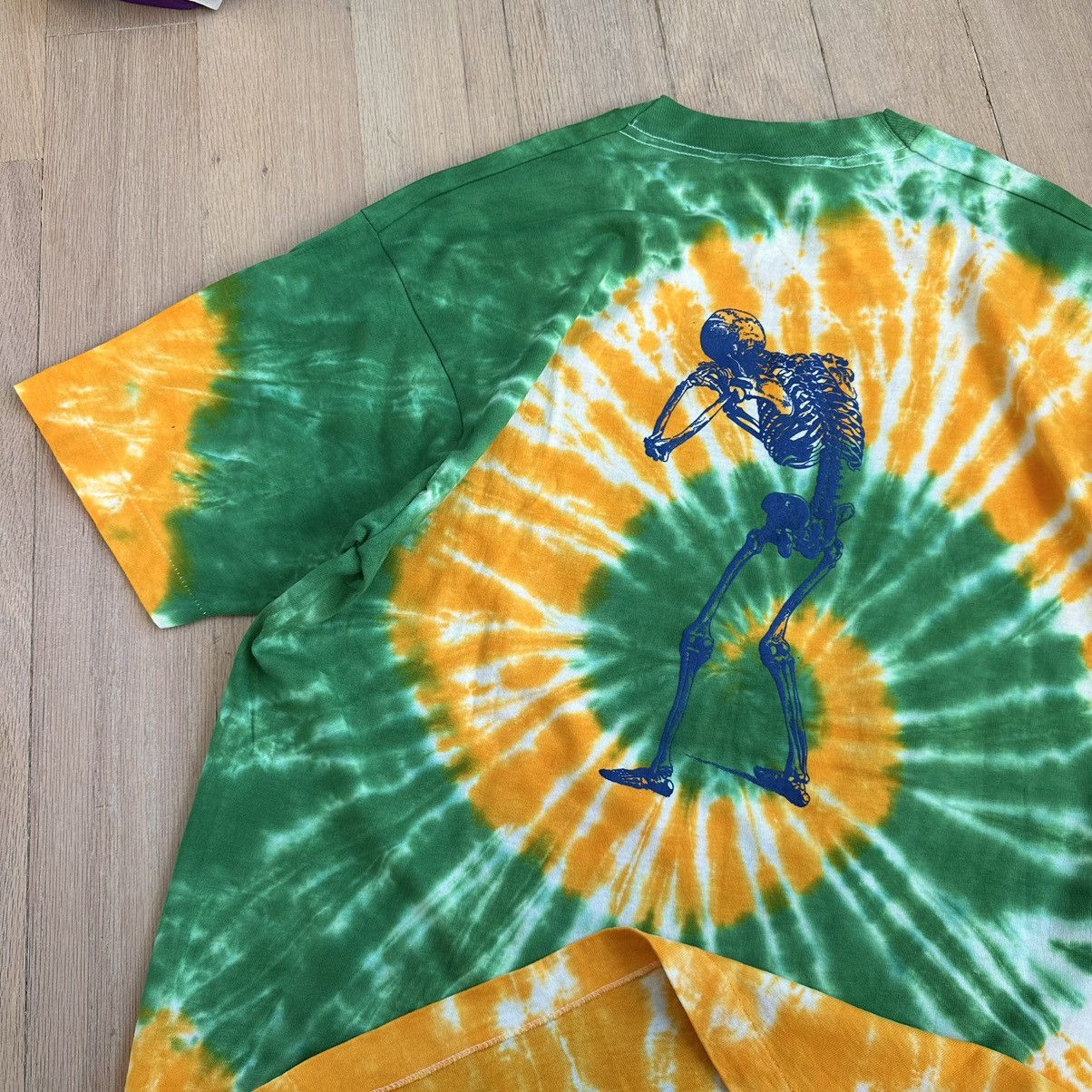 image of Fruit Of The Loom x Grateful Dead Vintage 90's Grateful Dead Chiro Puff Print Tie Dye Shirt (Size X