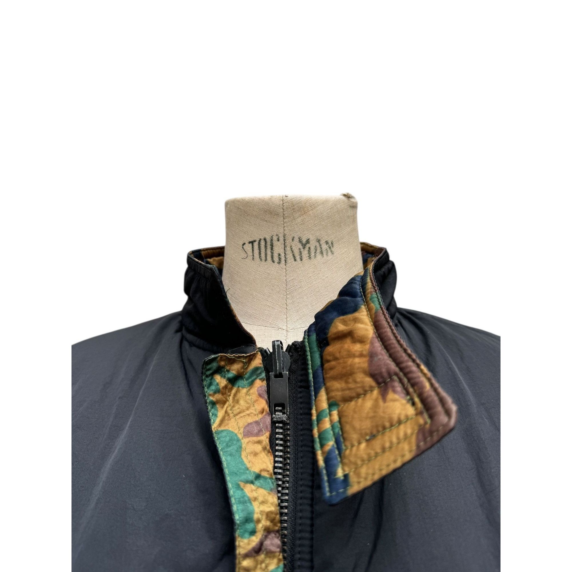 Jean Paul Gaultier 1990s Reversible Camouflage & Black Fitted Jacket Size XL / US 12-14 / IT 48-50 - 10 Thumbnail