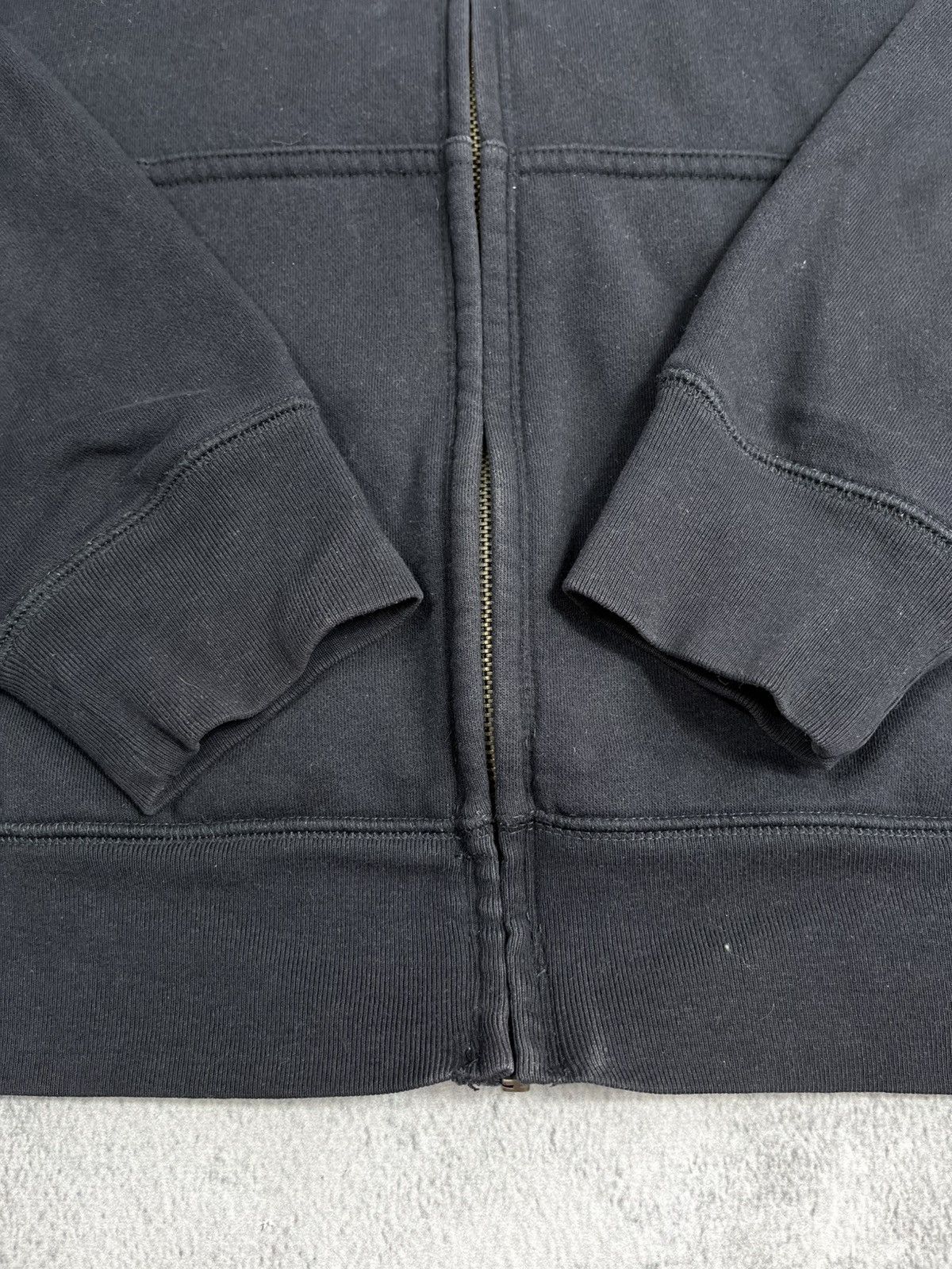 Gap × Vintage Vintage Y2K Gap big logo zip hoodie streetwear Yeezy style Size US L / EU 52-54 / 3 - 3 Thumbnail