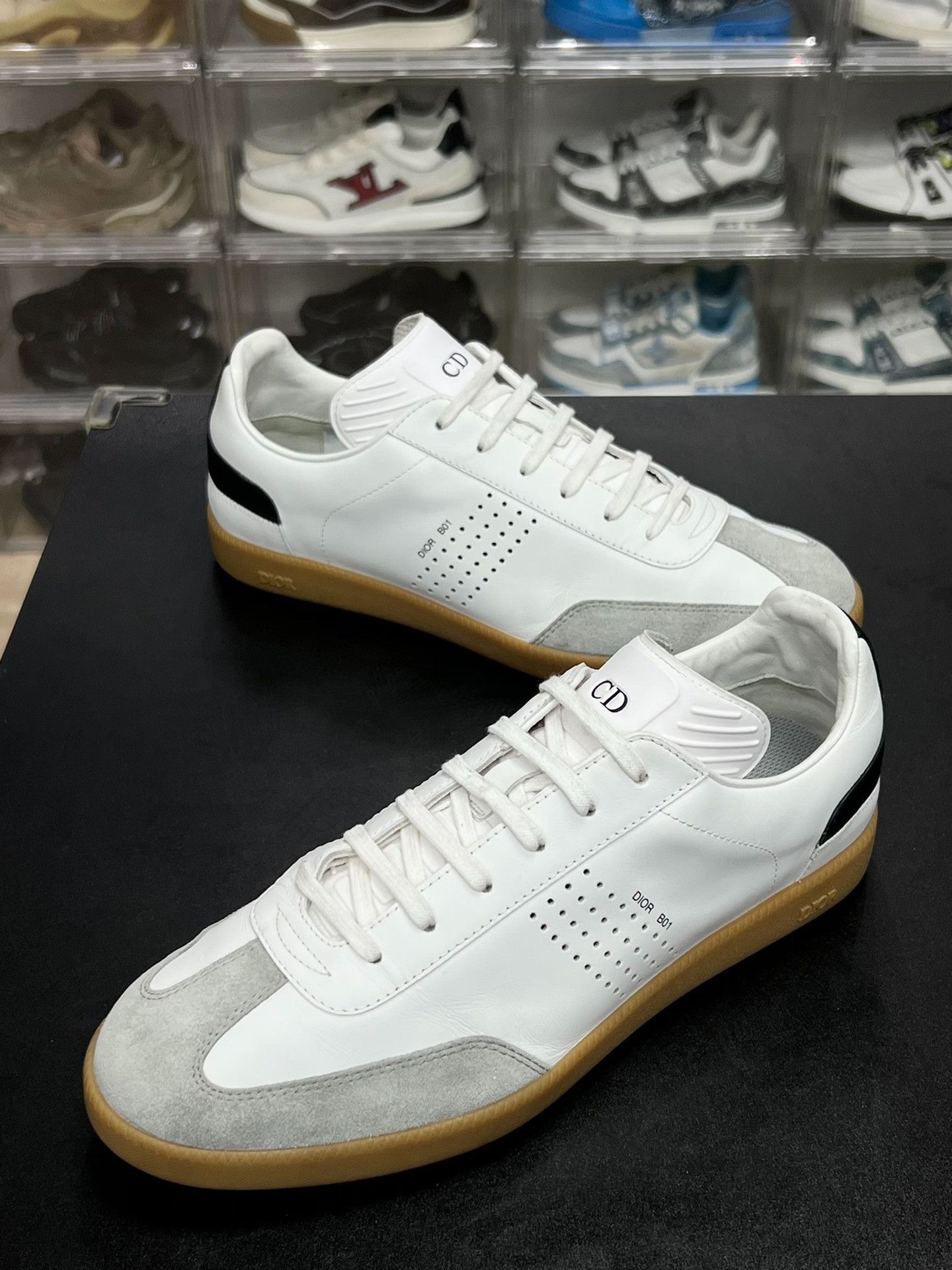 Dior Dior Suede Lowtop Sneakers 9 Men Size US 9 / EU 42 - 1 Thumbnail