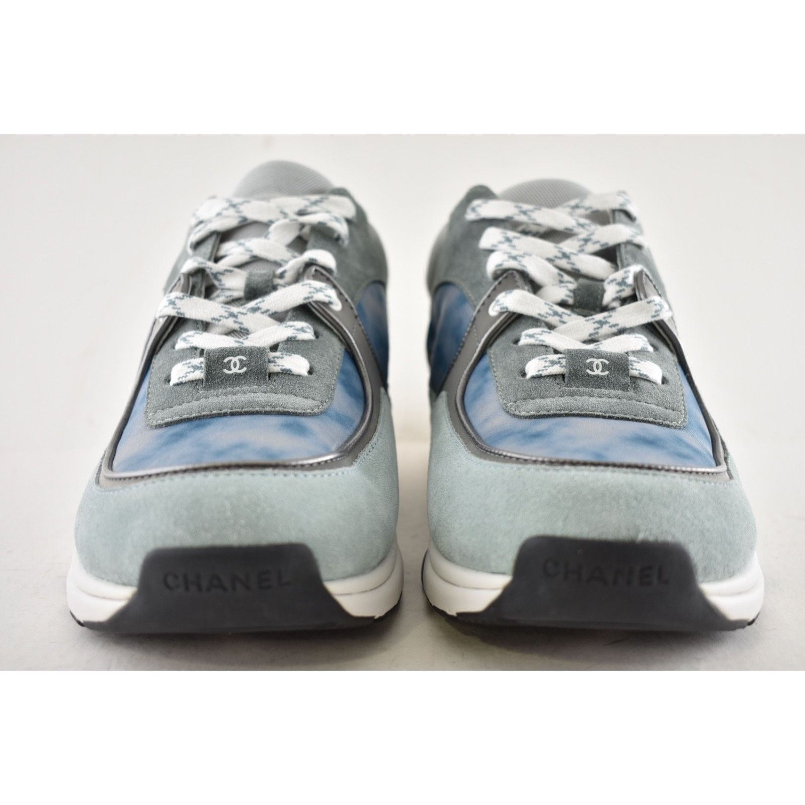 Chanel Chanel 20S Mens Grey Blue Silver White CC Logo Low Top Size US 11 / EU 44 - 8 Thumbnail