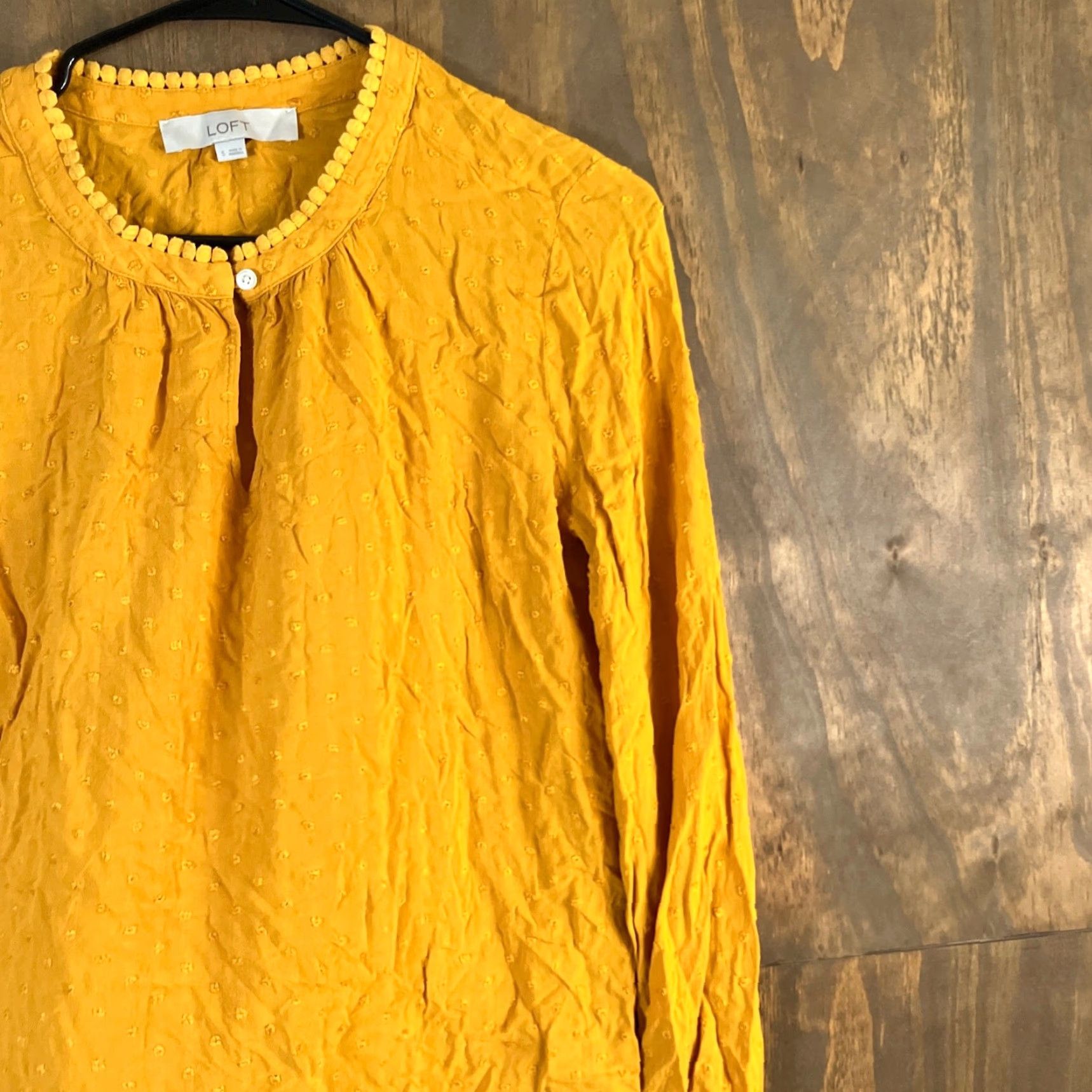 Loft LOFT Yellow Women's Blouse Small Round Neck Popcorn Keyhole Front]] User: LOFT Yellow Women's Blouse Small Round Neck Popcorn Keyhole Front Size S / US 4 / IT 40 - 5 Thumbnail