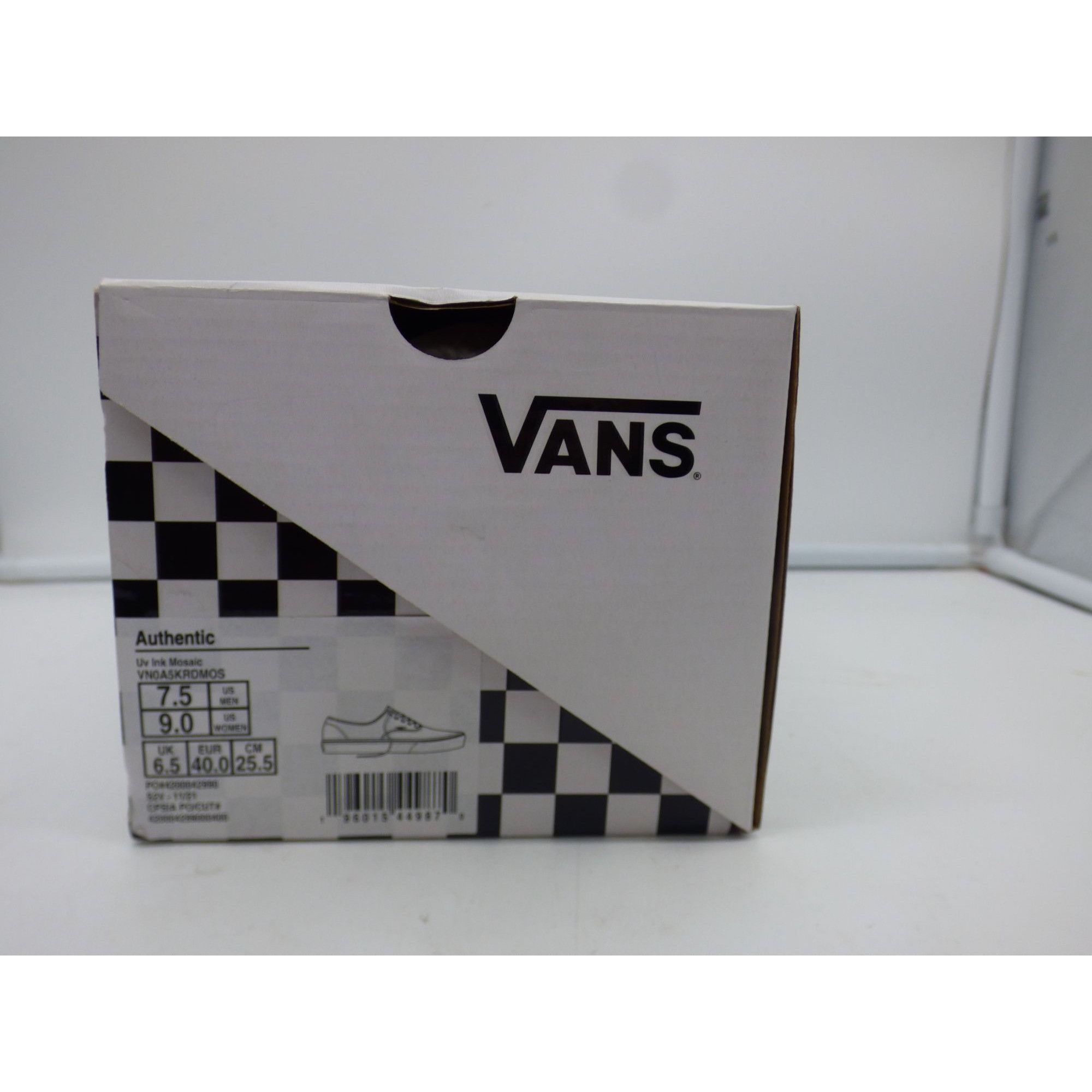 Vans VANS Authntic Uv Ink Mosaic Low-top Unisex Sneakers, Men’s 7 Size US 9 / IT 39 - 9 Thumbnail