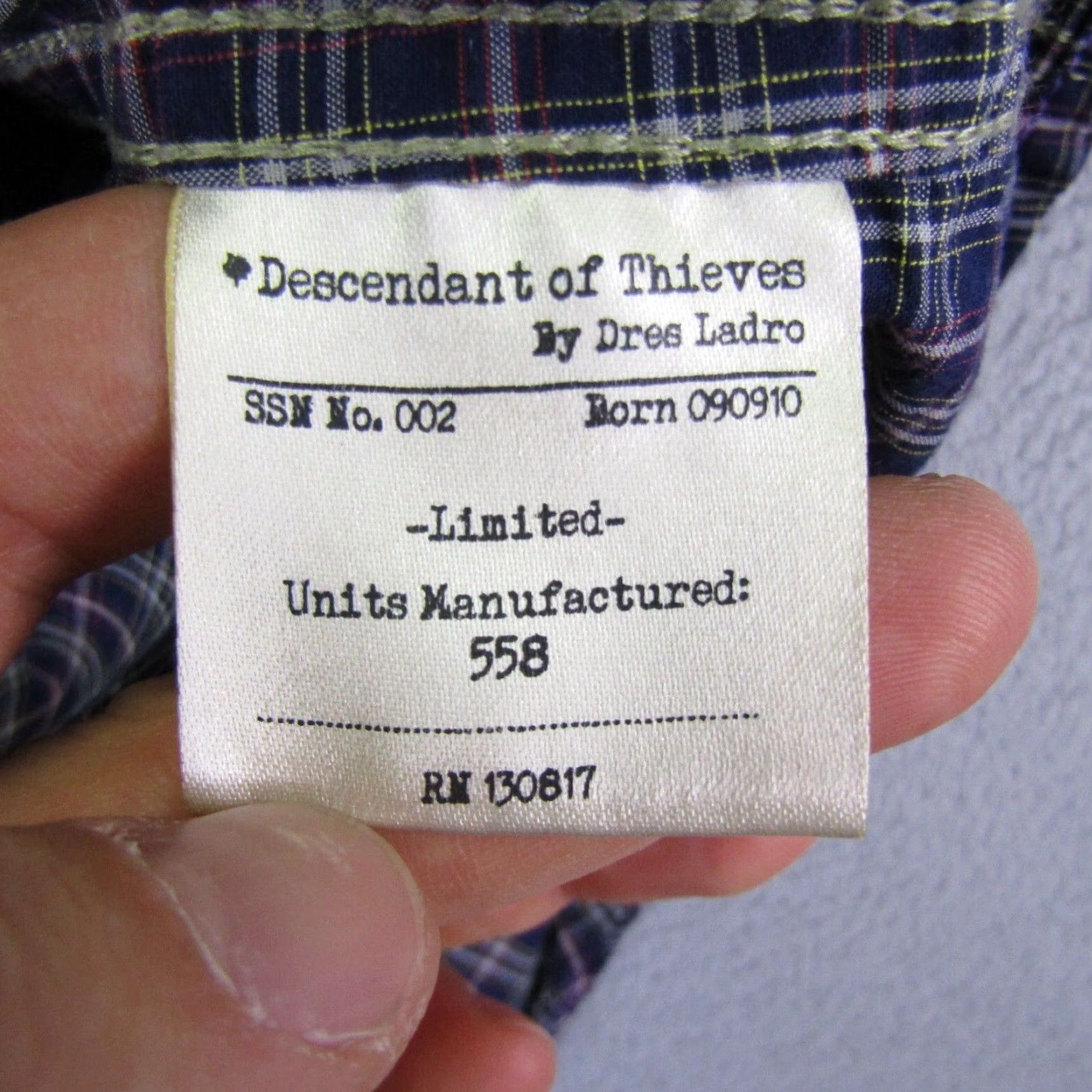 Vintage VINTAGE Descendant of Thieves Plaid Button-Up Shirt Mens Large Blue Red Limited Edition Size US L / EU 52-54 / 3 - 5 Thumbnail