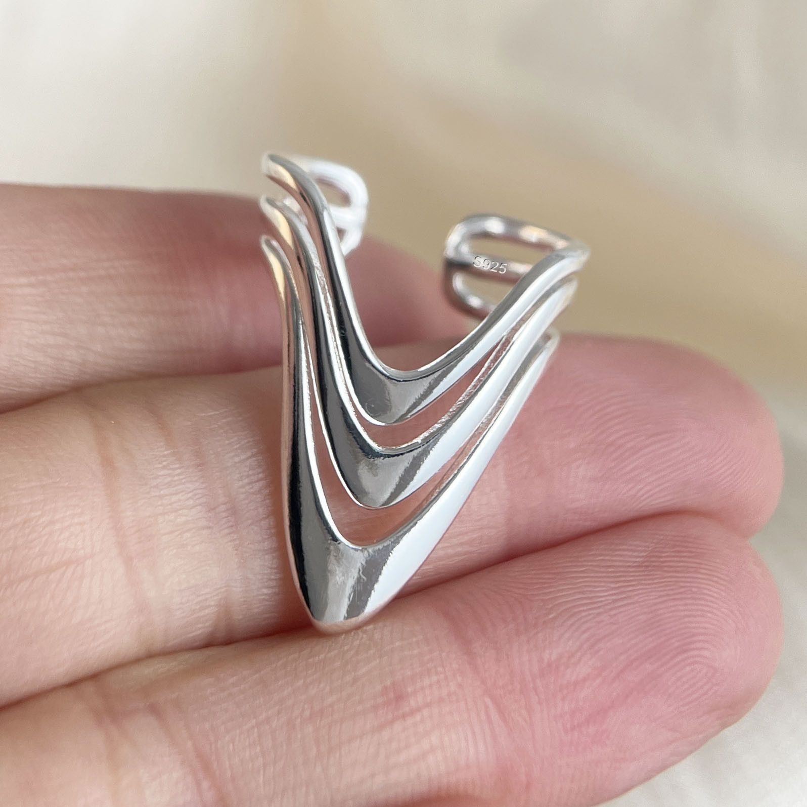 Other Resizable 925 Sterling Silver Wave Line V Shape Ring Size ONE SIZE - 2 Thumbnail