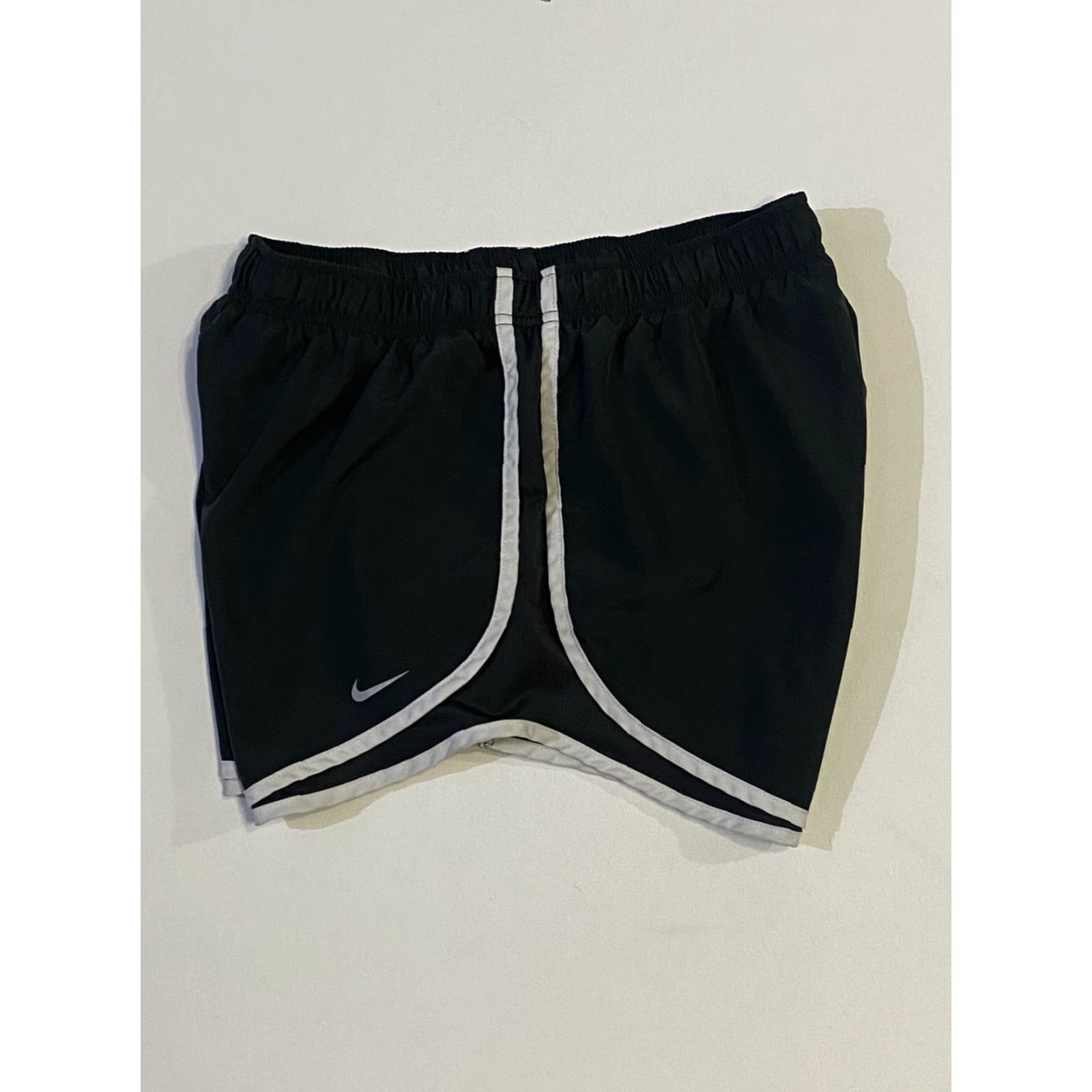 Nike **Nike Dri Fit Running Shorts Womens Gray Lightweight Large** User: **Nike Dri Fit Running Shorts Women's Gray Lightweight Large** Size 36" / US 14 / IT 50 - 3 Thumbnail