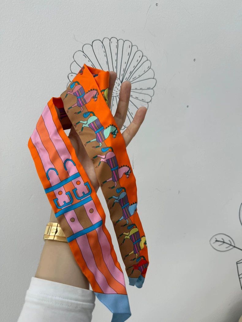 Hermes Hermes Horse Pattern Silk Scarf-2506 Size ONE SIZE - 3 Thumbnail