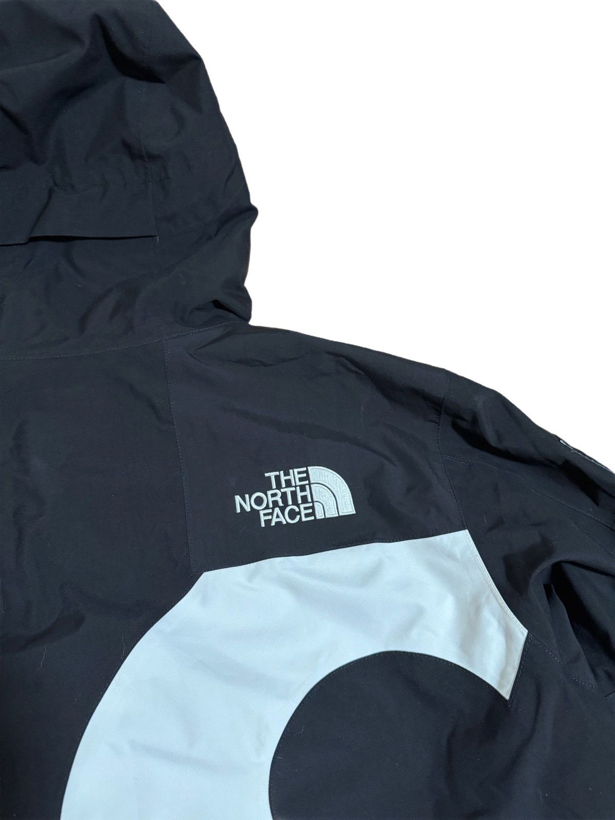 Supreme × The North Face 🔥Supreme x The North Face S Logo Mountain Jacket/Windbreaker Size US M / EU 48-50 / 2 - 13 Thumbnail