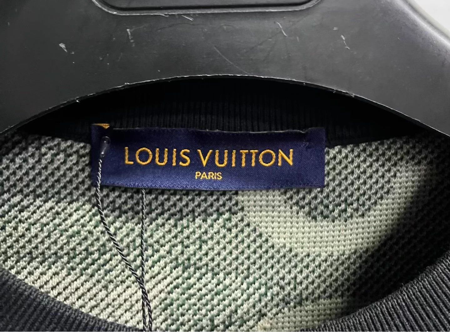 Louis Vuitton louis vuitton printed round neck long sleeve knit sweater Size US L / EU 52-54 / 3 - 3 Thumbnail