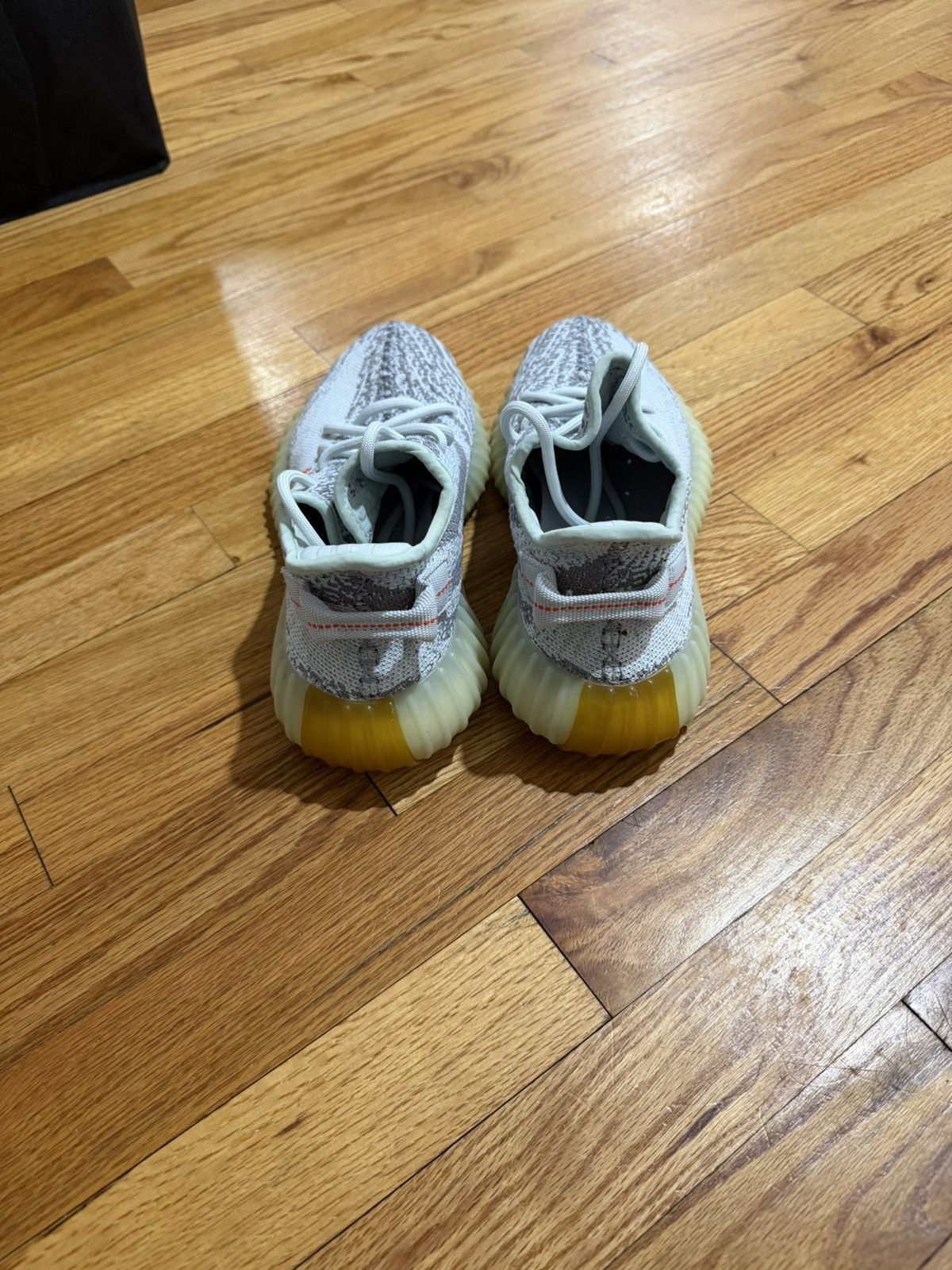 Yeezy Adidas Yeezy Boost 350 V2 ‘Blue Tint’ (2017) Size 6 Size US 6 / EU 39 - 4 Thumbnail