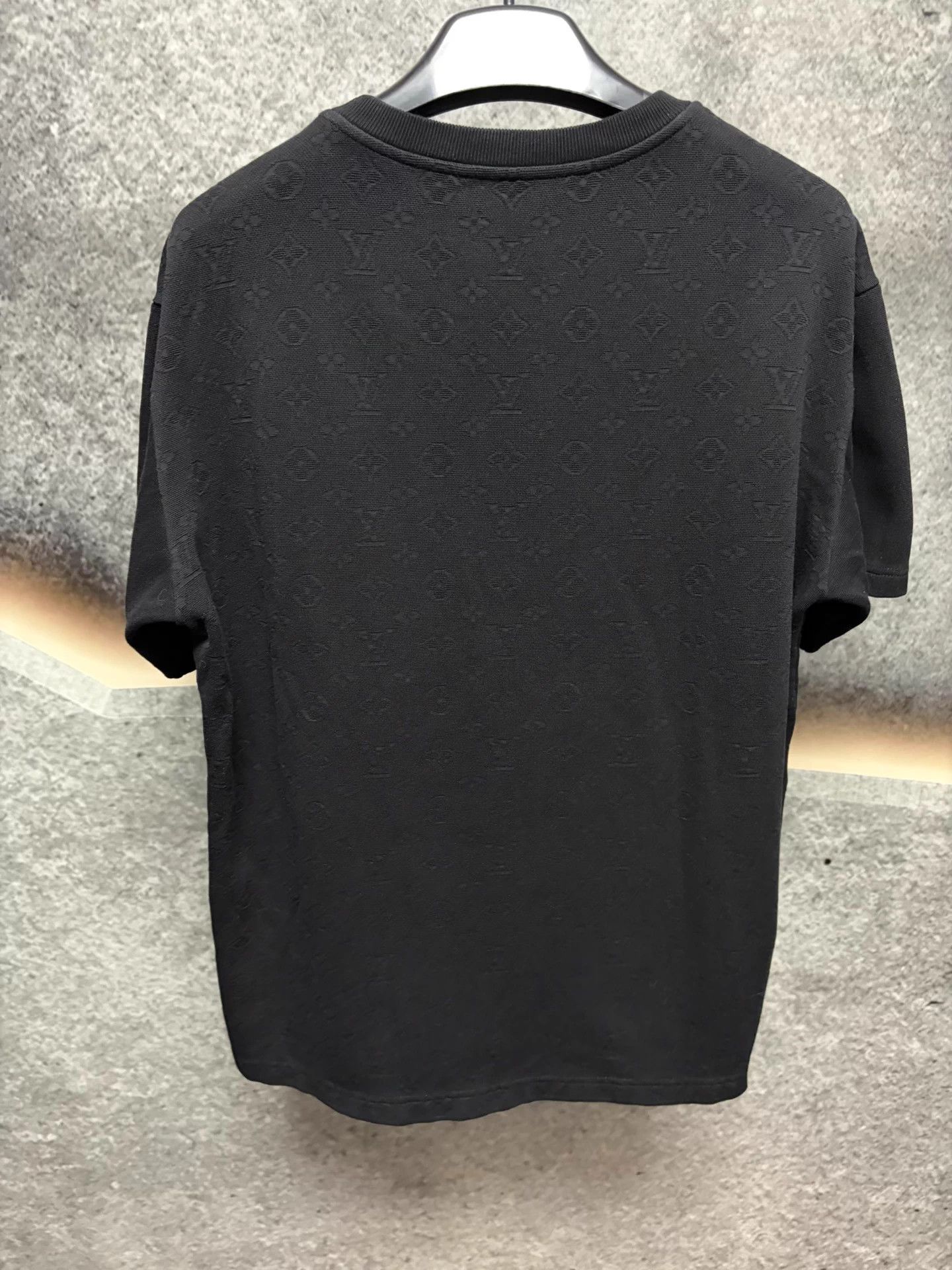 Louis Vuitton LV short-sleeve T-shirt black XL Italian like new Size US XL / EU 56 / 4 - 2 Thumbnail