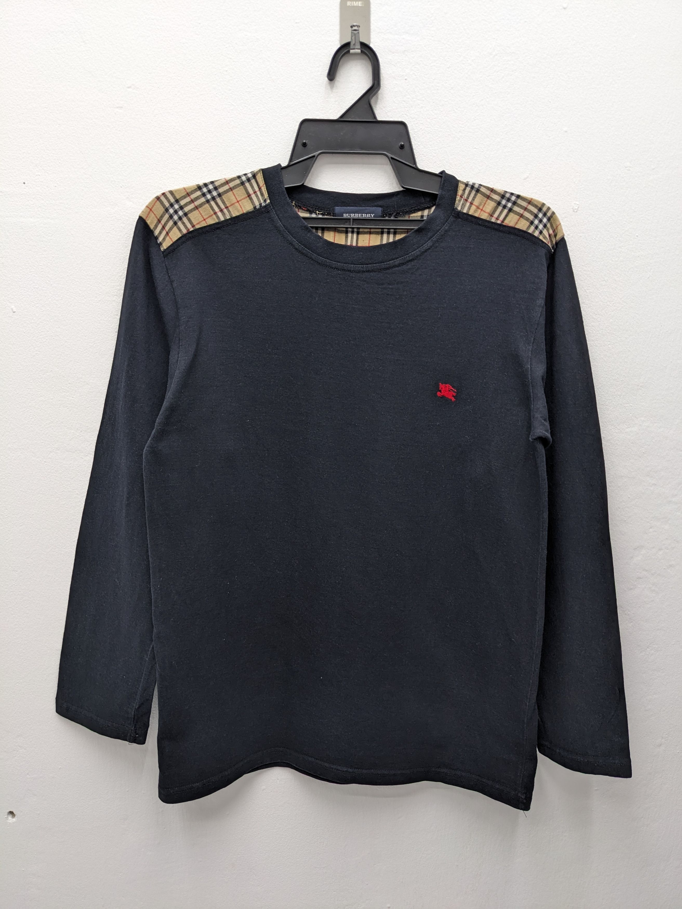 Burberry 🔥LAST DROP BEFORE DELETE🔥 VINTAGE BURBERRY LONG SLEEVE Size US S / EU 44-46 / 1 - 2 Thumbnail