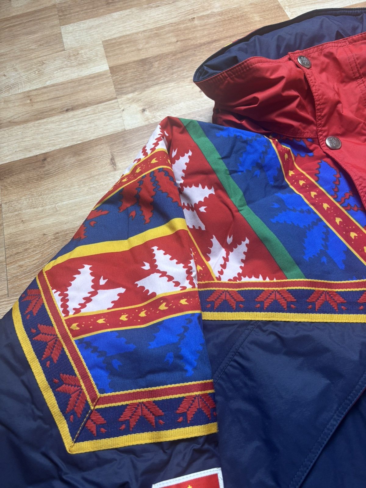 Helly Hansen Helly Hansen Tromsø Posten Jacket – Size L Size US L / EU 52-54 / 3 - 5 Thumbnail
