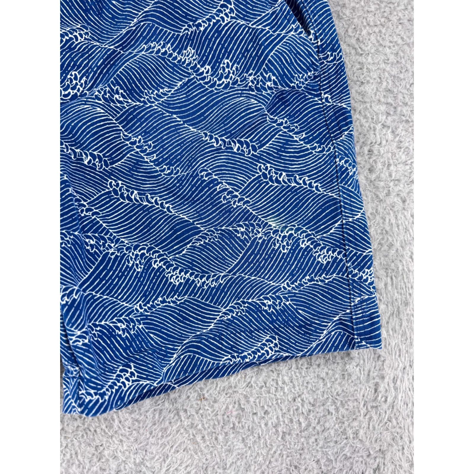 Lands' End Lands' End Shorts Womens 6 Blue Wave Ocean Pattern Pull On Elastic Waist Cotton Short Size 28" / US 6 / IT 42 - 7 Thumbnail