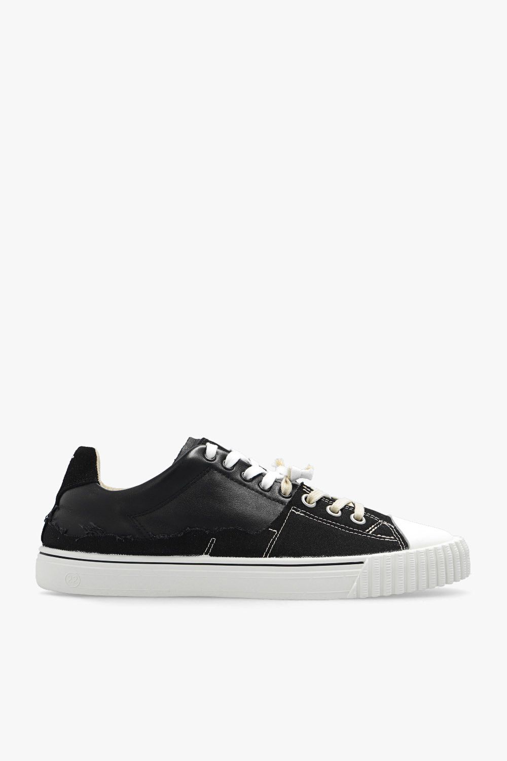 Maison Margiela o1w1db10425 Low-Top Sneakers in Black Size US 7 / EU 40 - 1 Thumbnail