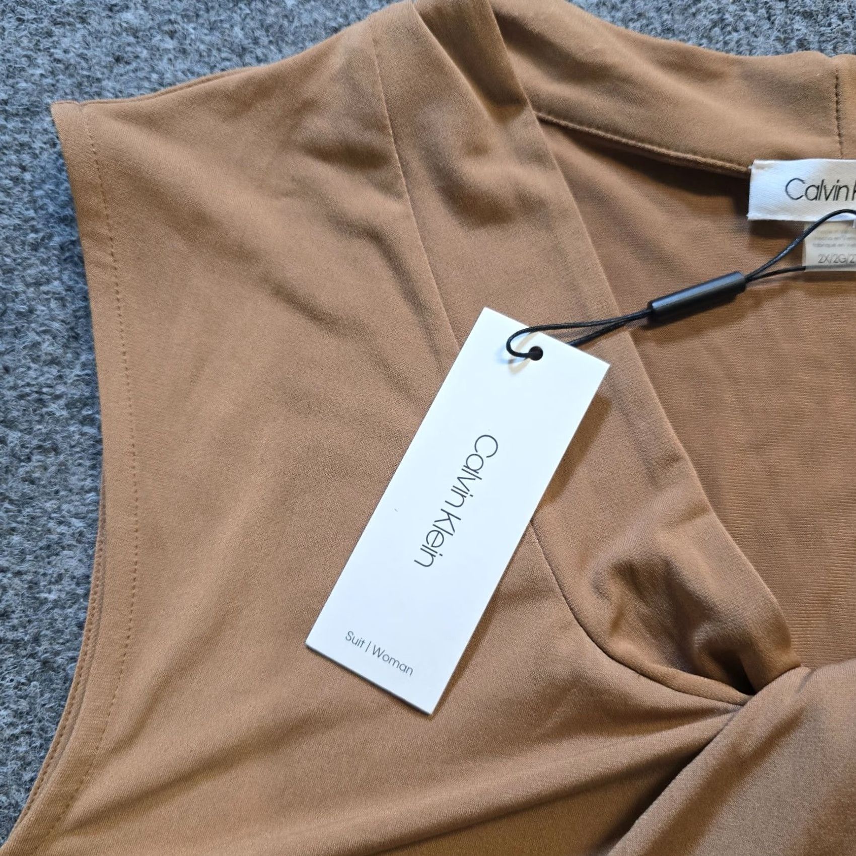 Calvin Klein Calvin Klein Tank Womens 2X Brown Stretch Sleeveless V-Neck Casual Knit Polyester Tank Top Layer Basic Size XXL / US 16-18 / IT 52-54 - 4 Thumbnail