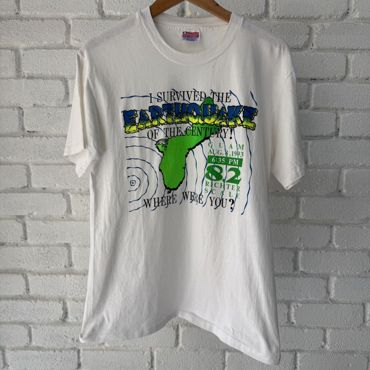 Vintage Earthquake Of The Century Tee Size US M / EU 48-50 / 2 - 1 Thumbnail