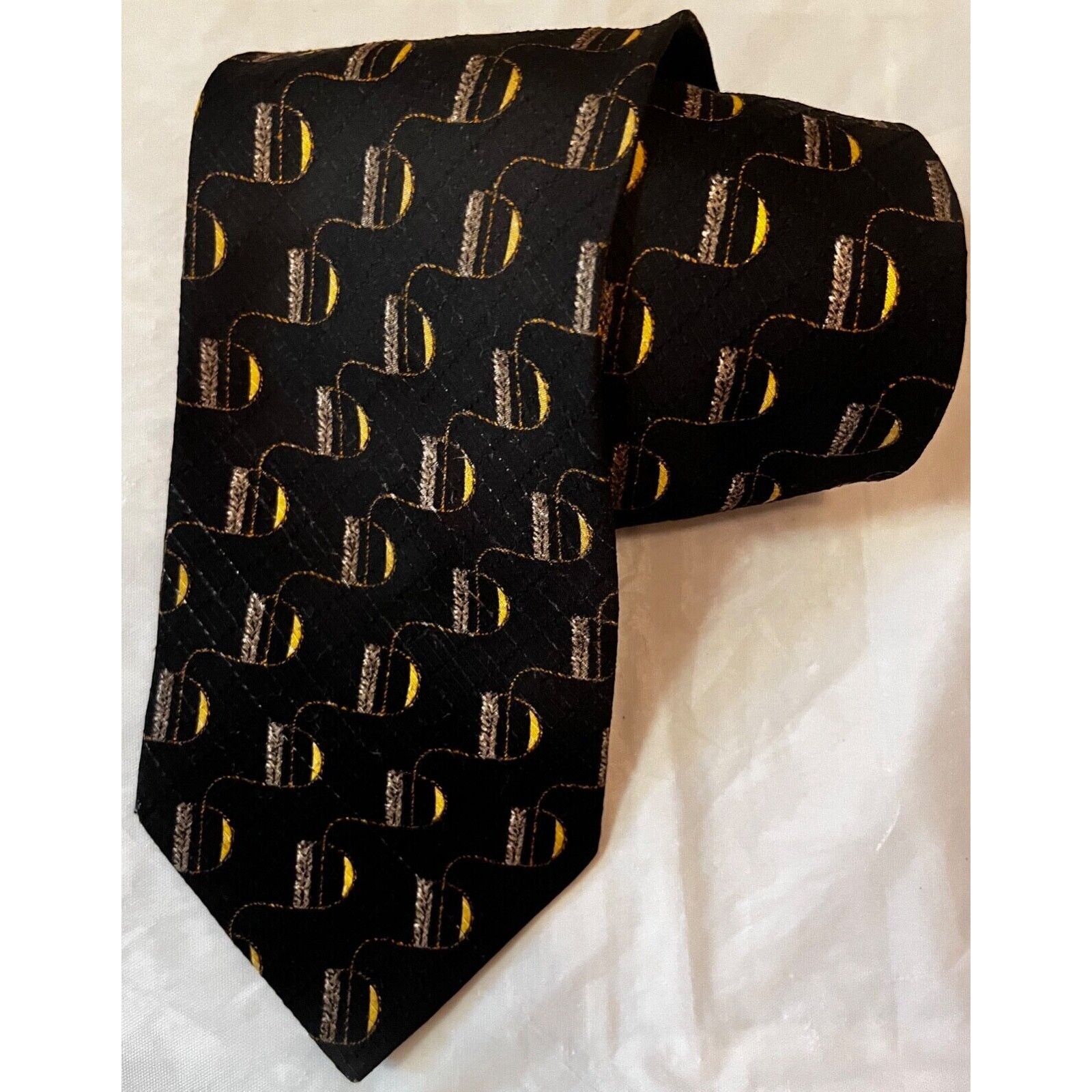 Valentino Valentino Cravatte Silk Tie ~ Black ~ Necktie~ Size ONE SIZE - 2 Thumbnail