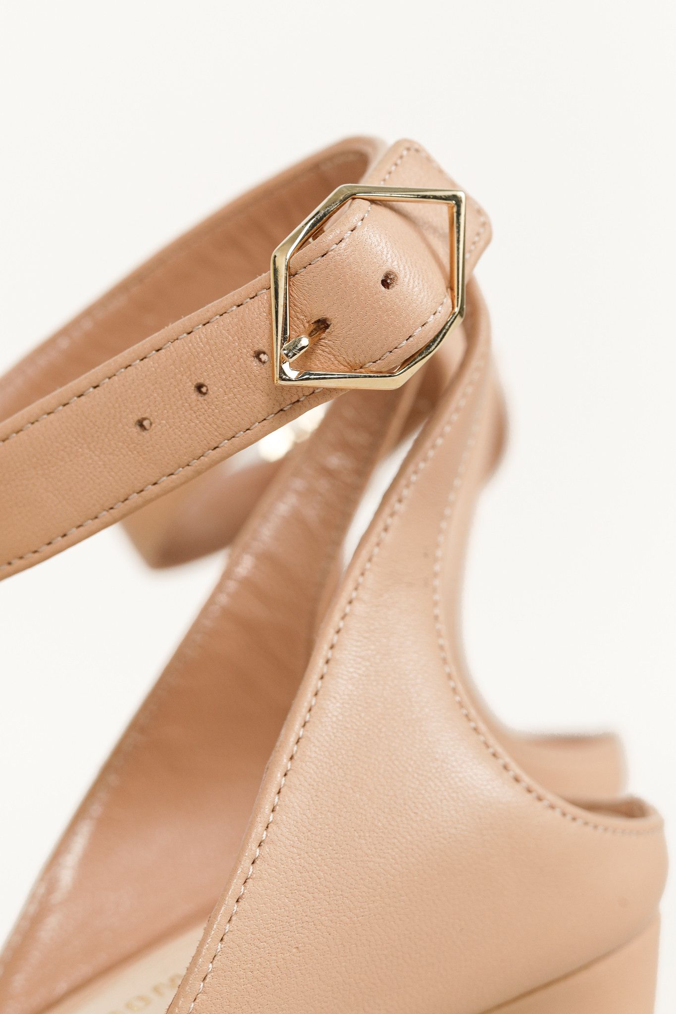 Nicholas Kirkwood Nicholas Kirkwood Lola Nappa Leather Pearl Inset Sandals Size US 6.5 / IT 36.5 - 8 Thumbnail