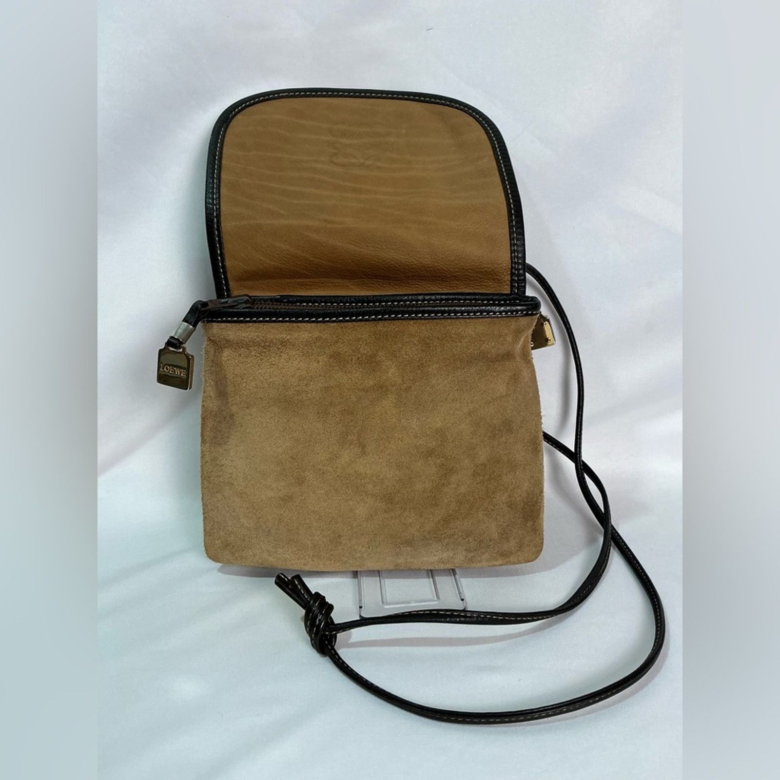 Vintage Loewe Tan Suede Shoulder Crossbody Bag Purse Anagram