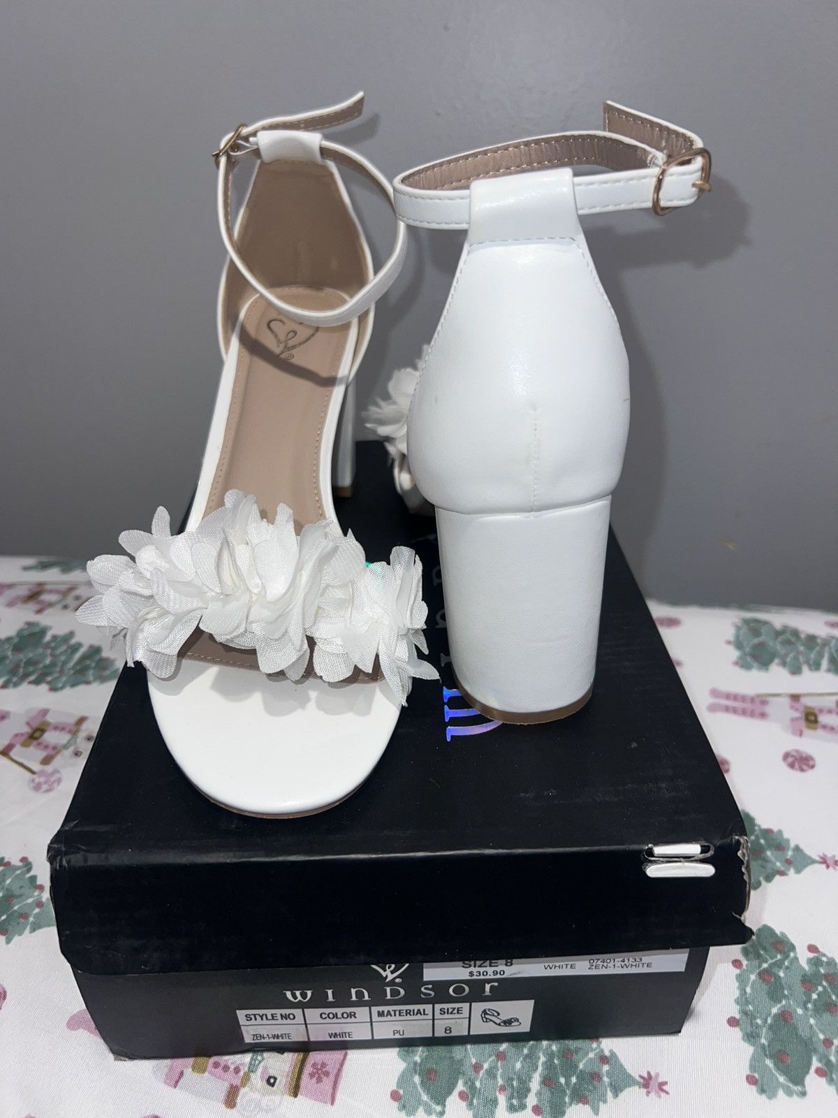 Other Floral Block Heels Windor Size 8 White Size US 8 / IT 38 - 2 Thumbnail
