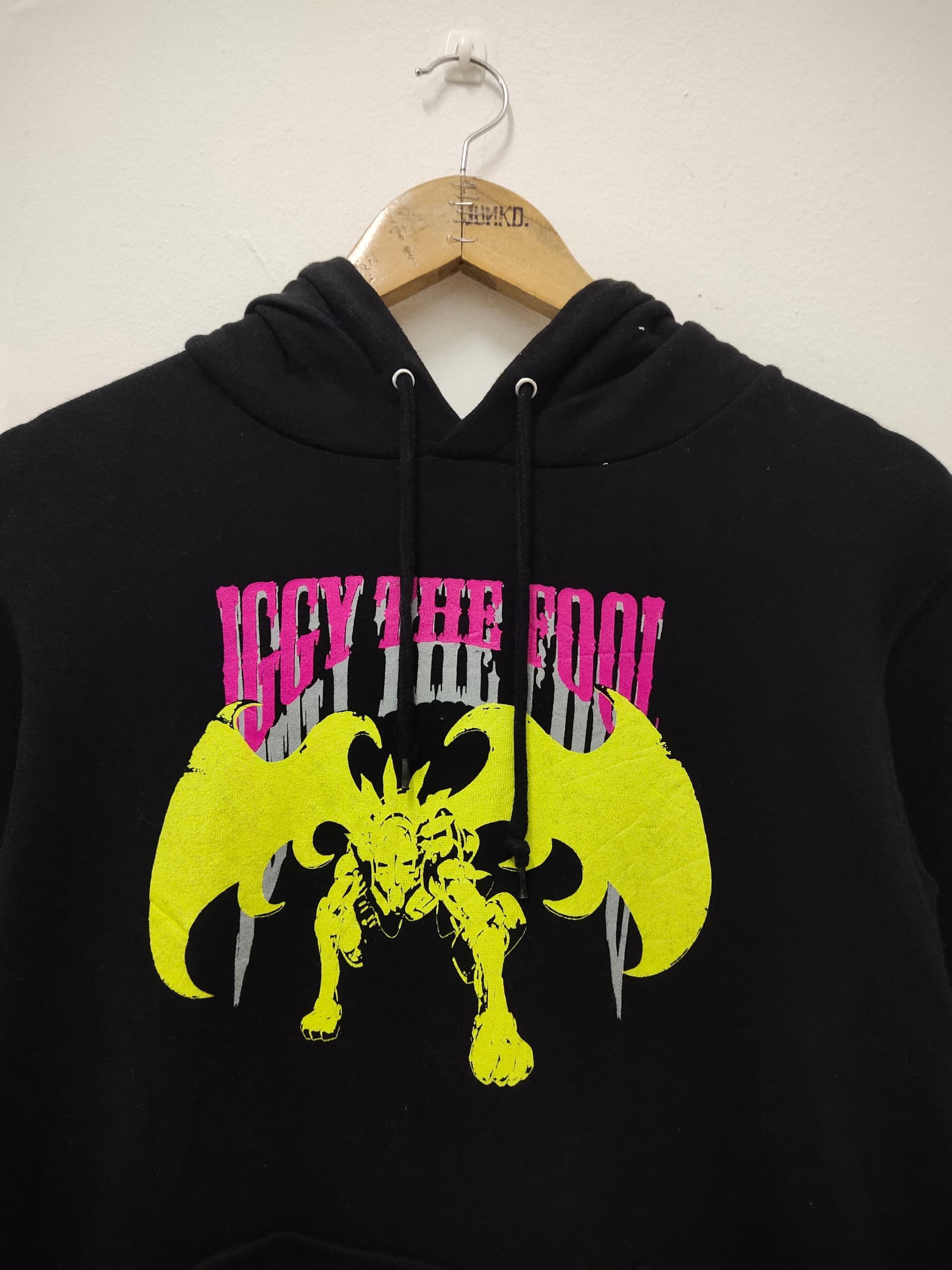 Anime VINTAGE IGGY THE FOOL JOJO BIZZARE ADVENTURE ANIME HOODIE Size US S / EU 44-46 / 1 - 5 Thumbnail